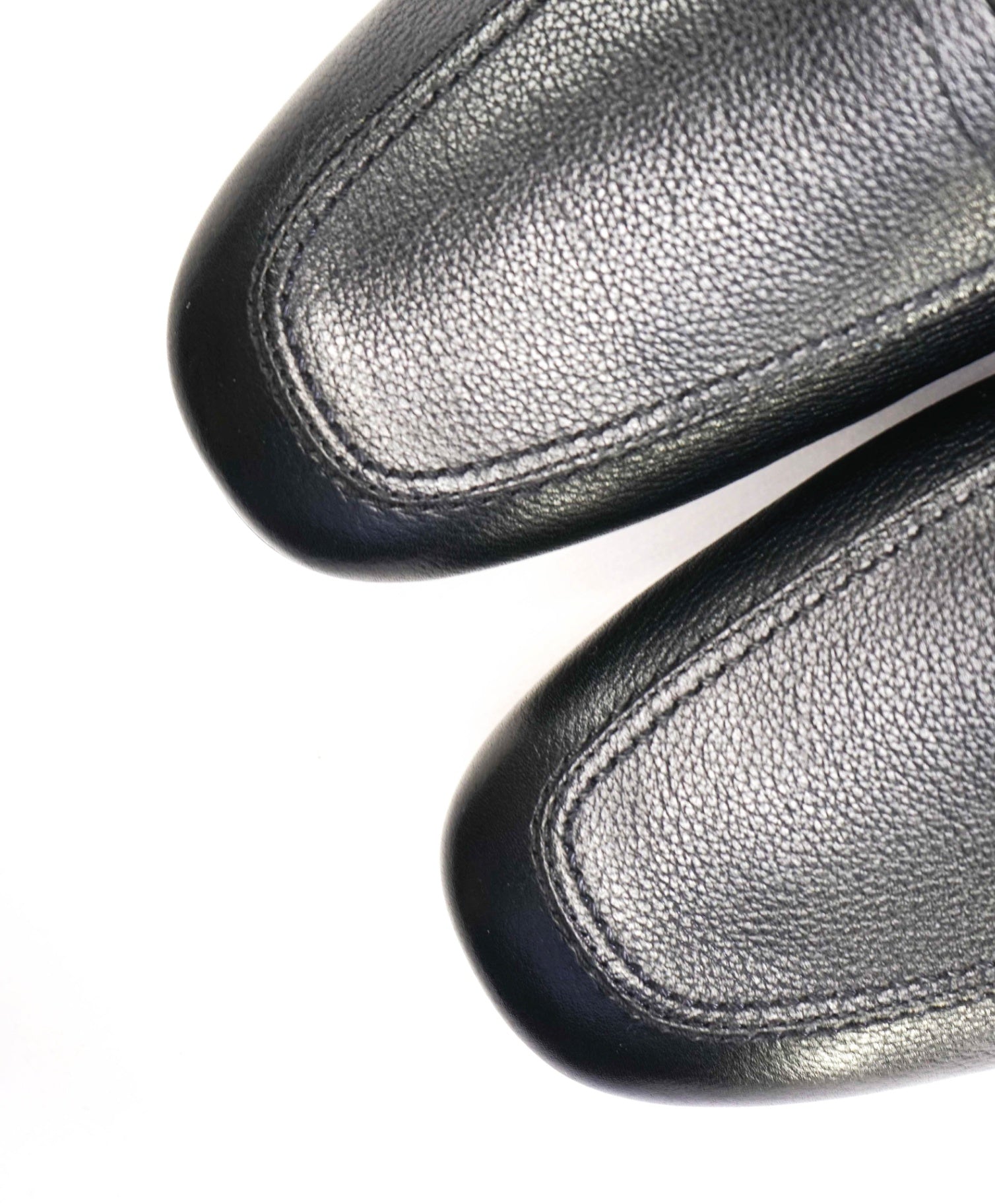 $850 Salvatore Ferragamo Black Pebbled Leather Penny Loafers 12.5 E