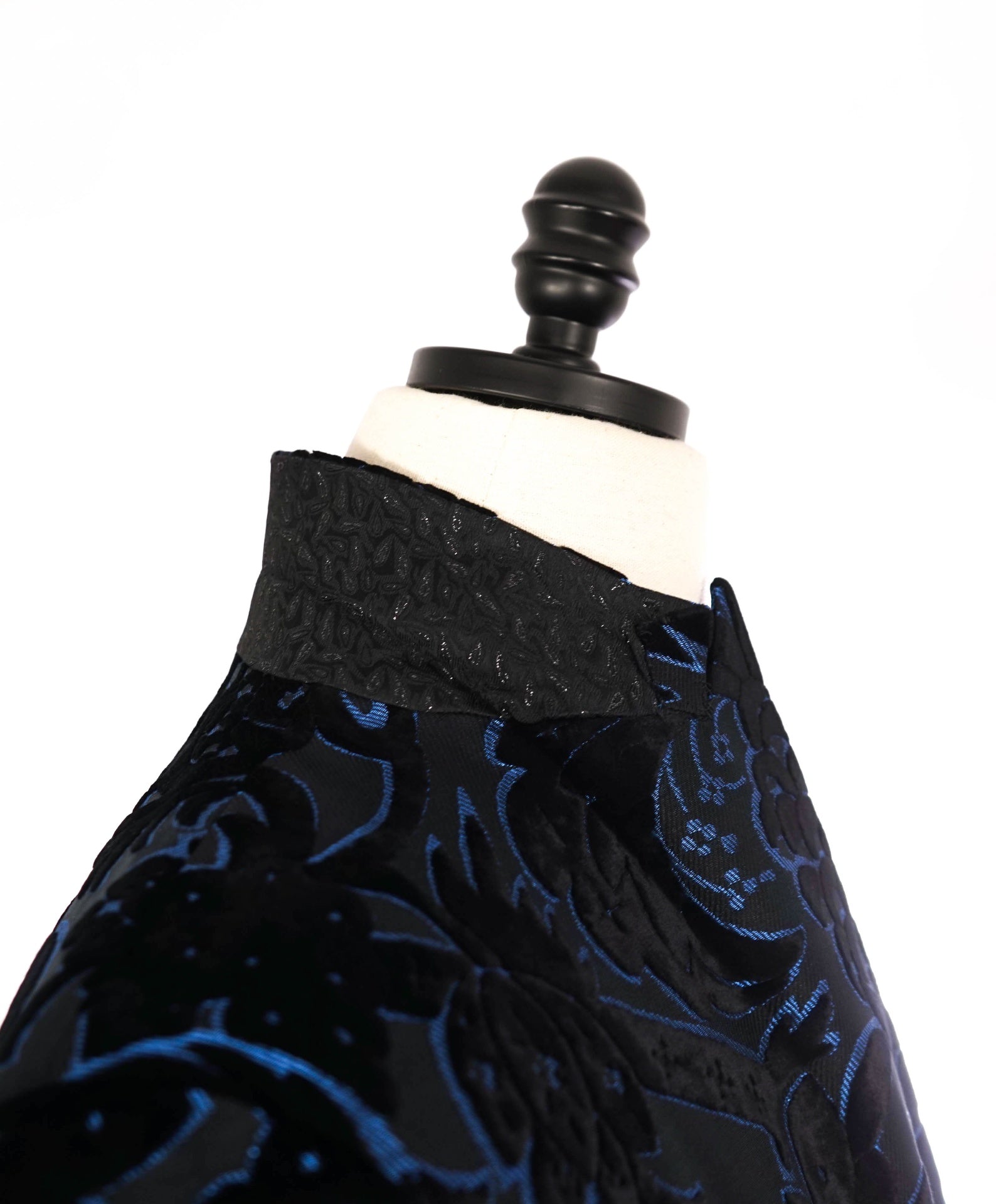 $2,695 ETRO Jaquard Black/Blue Floral Tuxedo Jacket Blazer 42