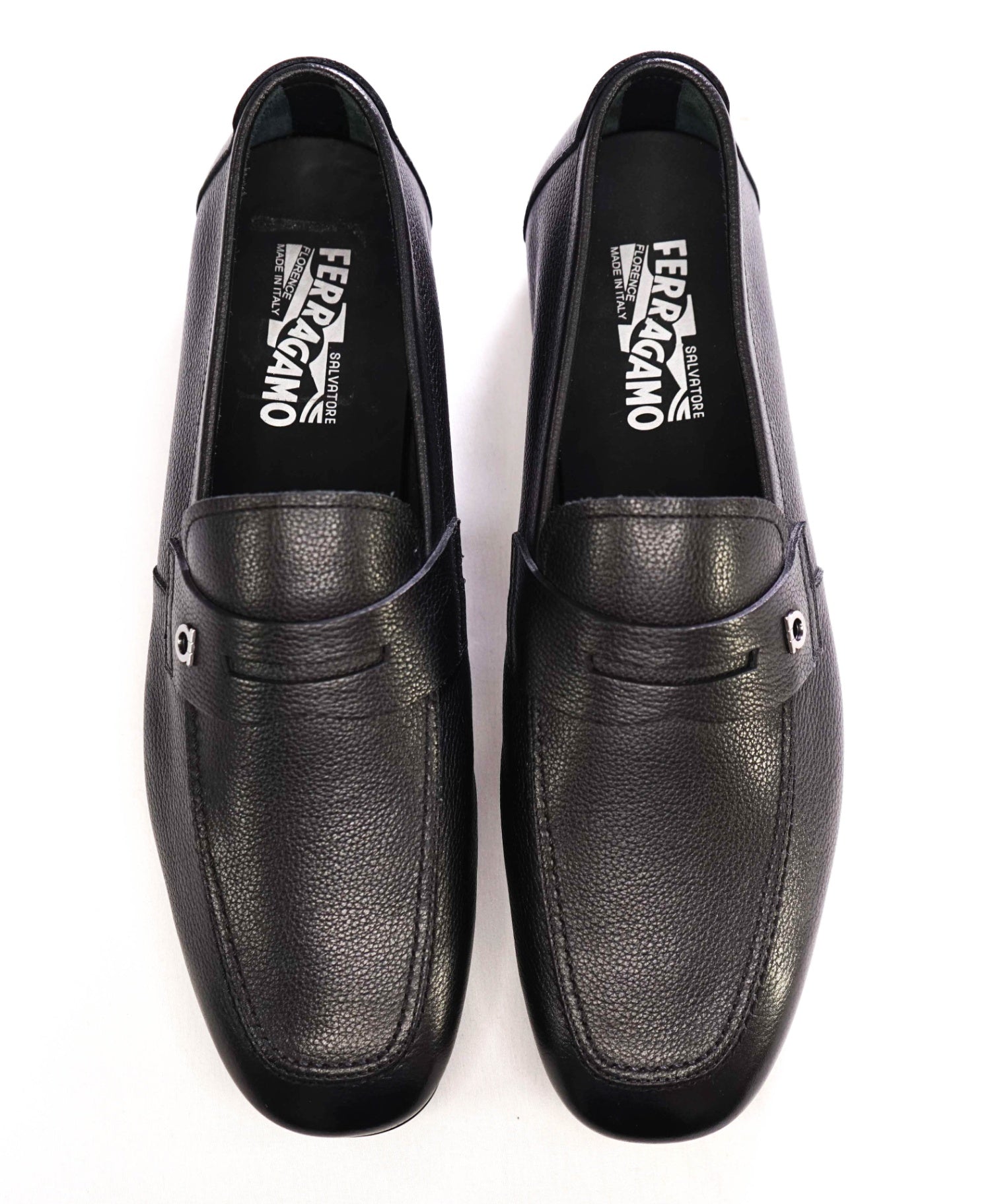 $850 Salvatore Ferragamo Black Pebbled Leather Penny Loafers 12.5 E