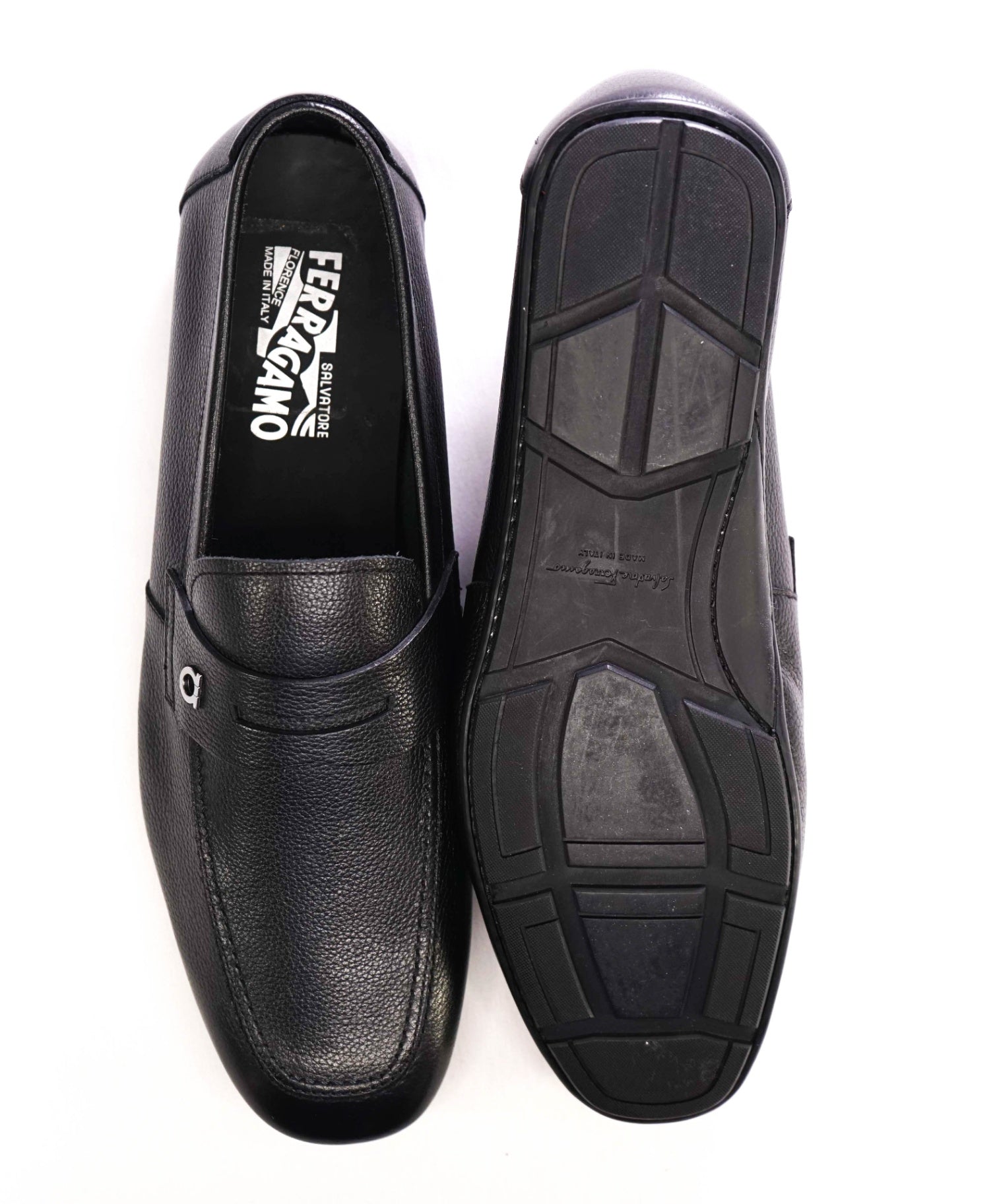 $850 Salvatore Ferragamo Black Pebbled Leather Penny Loafers 12.5 E