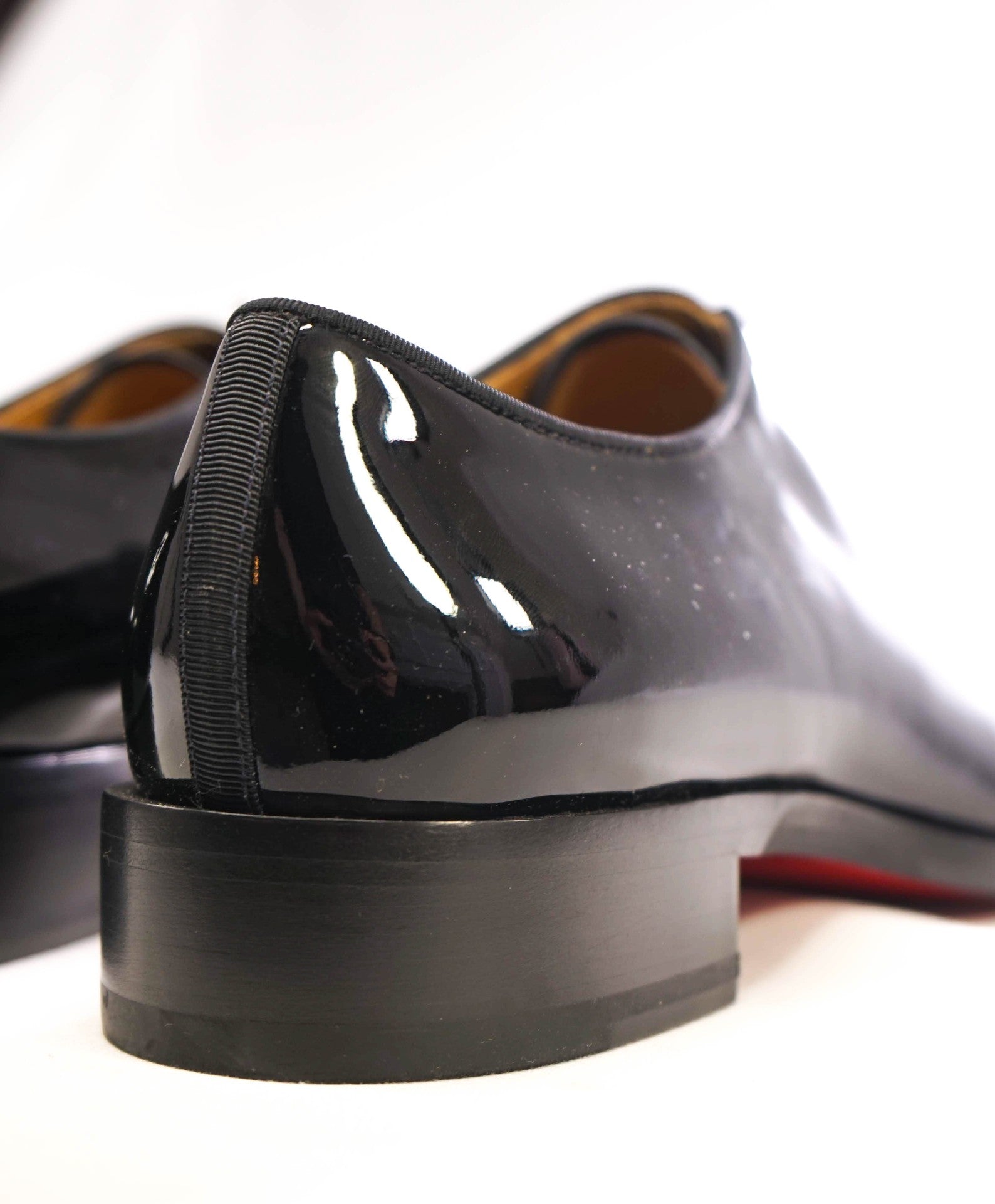 $1,145 CHRISTIAN LOUBOUTIN - *CORTEO* Black Patent Leather Oxfords - US 11.5 (44.5EU)