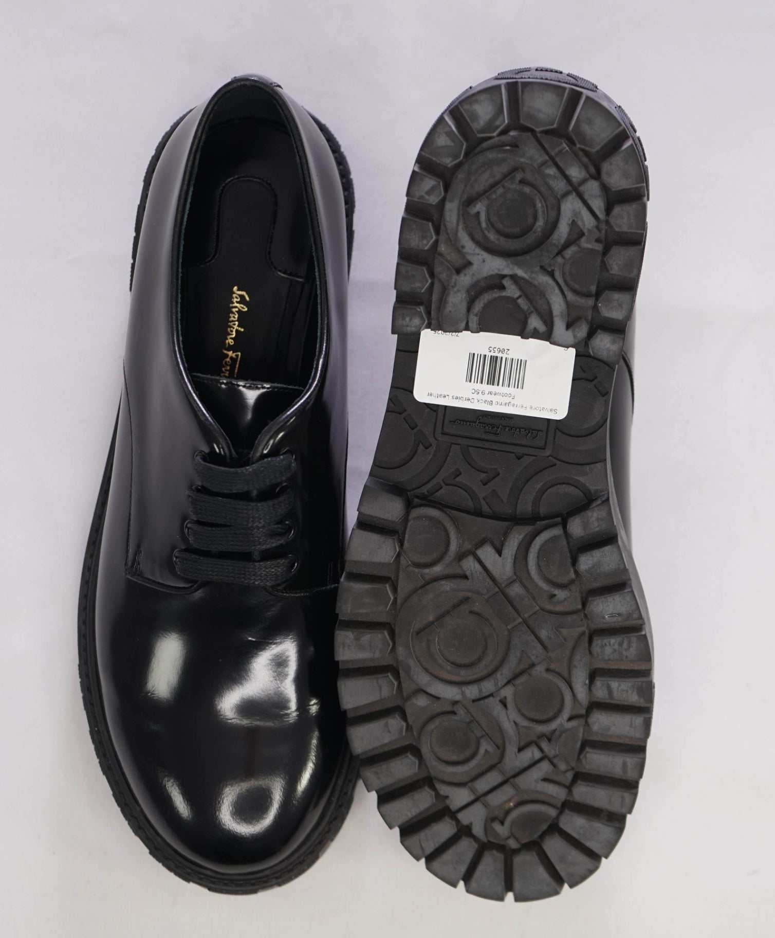 $750 Salvatore Ferragamo "Calvello" Black Leather Derbies 9.5C (Women)