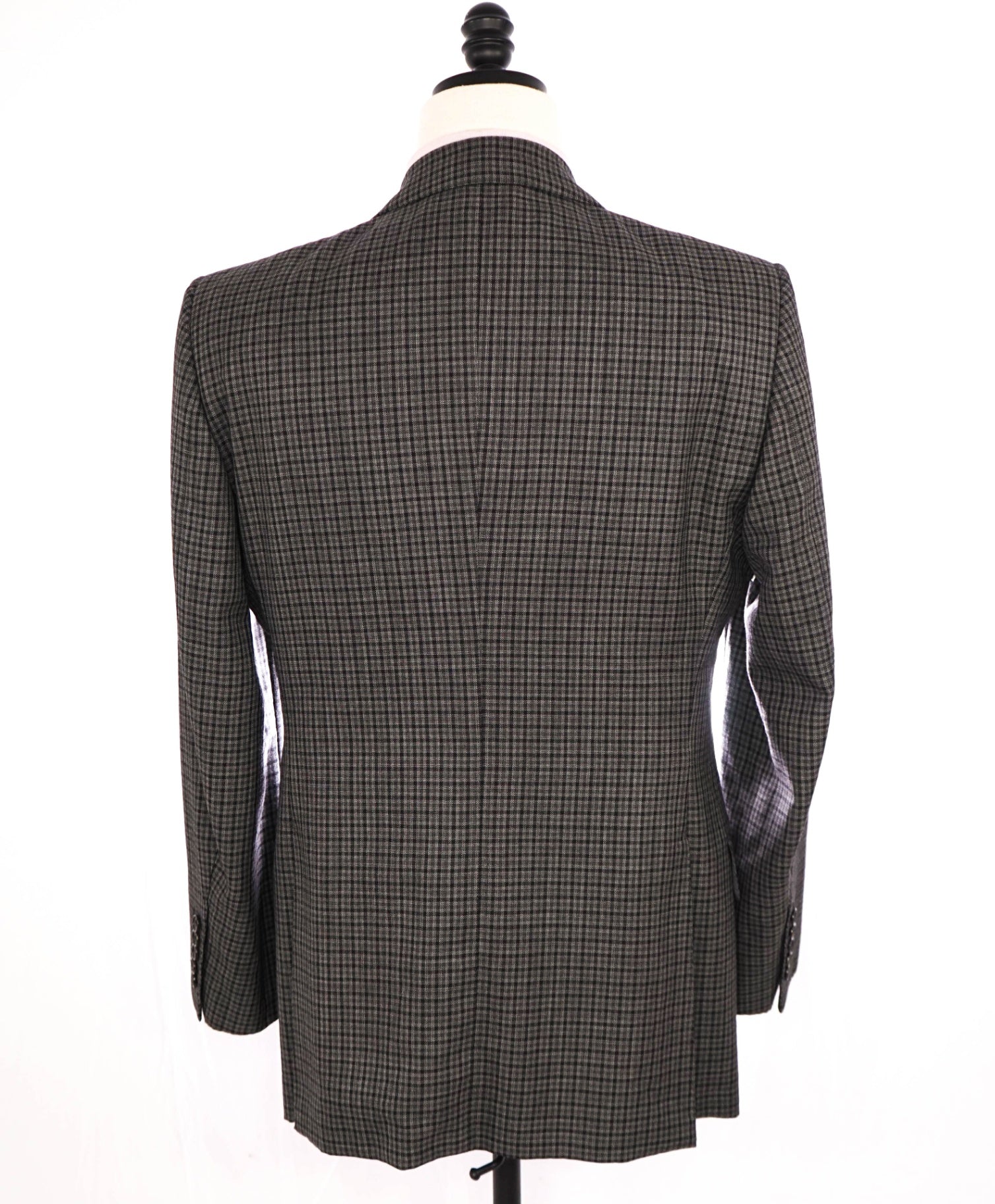 $5,970 TOM FORD - 2-Piece "FIT Y" Gray Gingham Check Suit - 42R