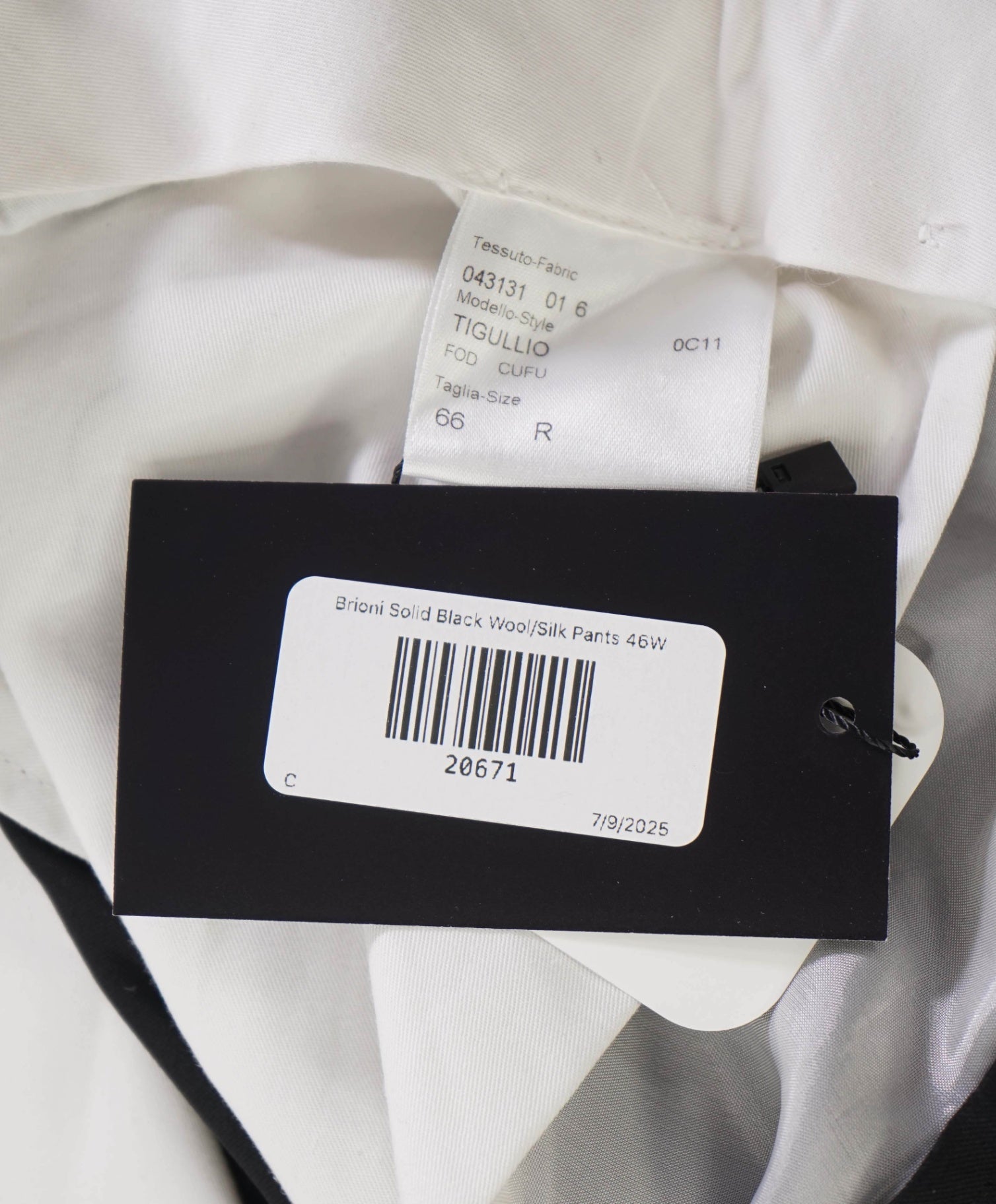 $1,050 Brioni Solid Black Wool/Silk Flat Front Dress Pants 46W