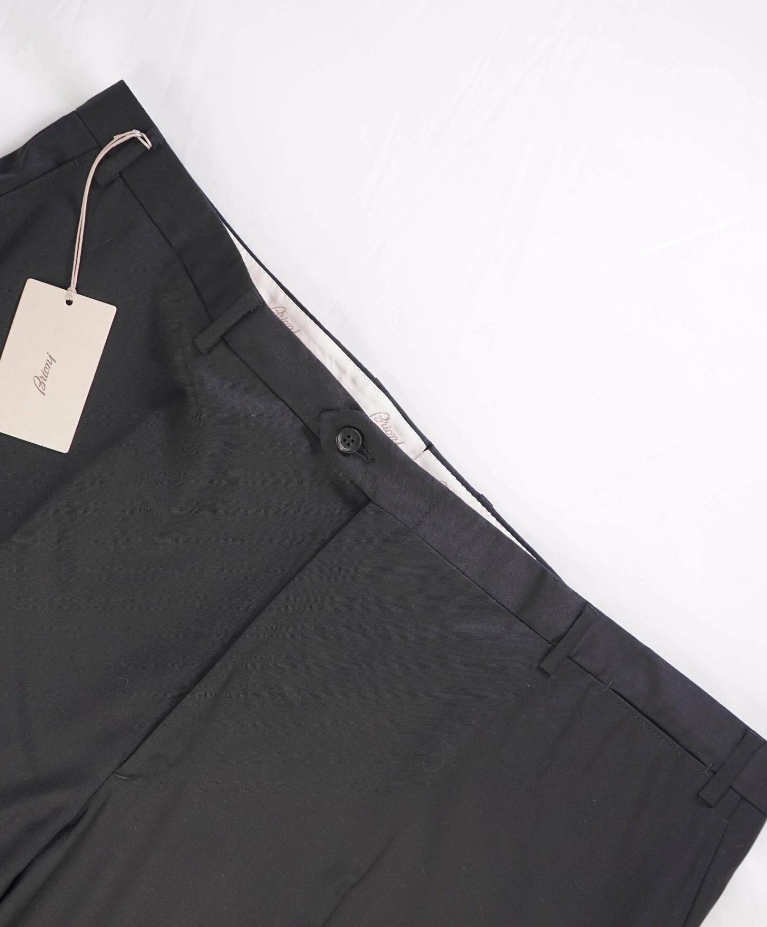 $1,050 Brioni Solid Black Wool/Silk Flat Front Dress Pants 46W