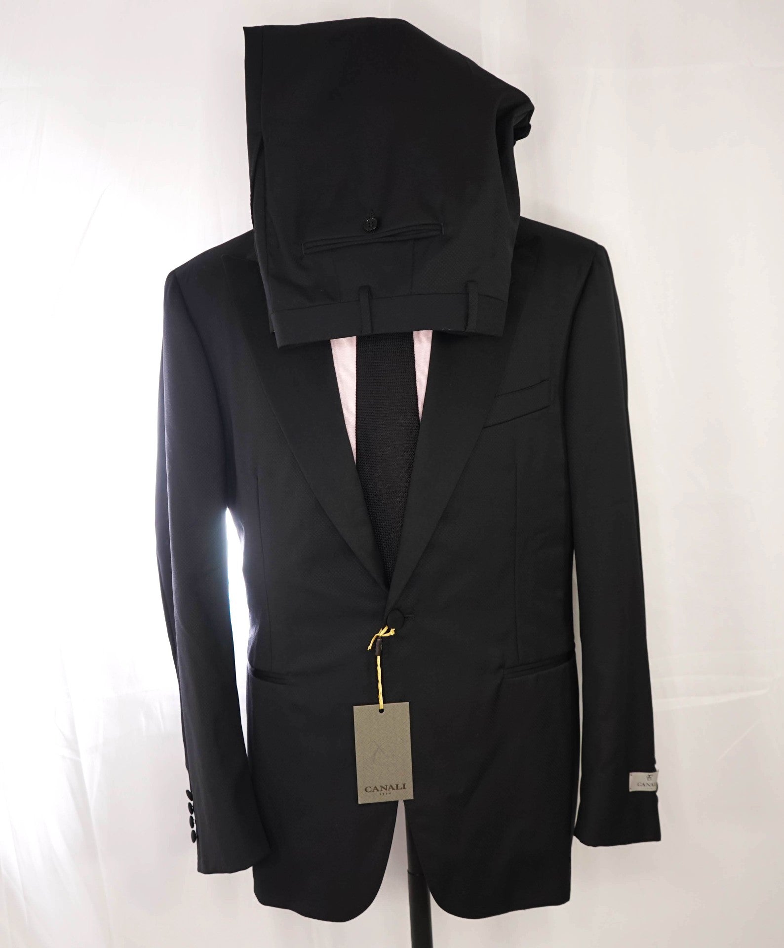 $2,195 CANALI Micro Textured Black Wool Peak Lapel Tuxedo Suit 46R