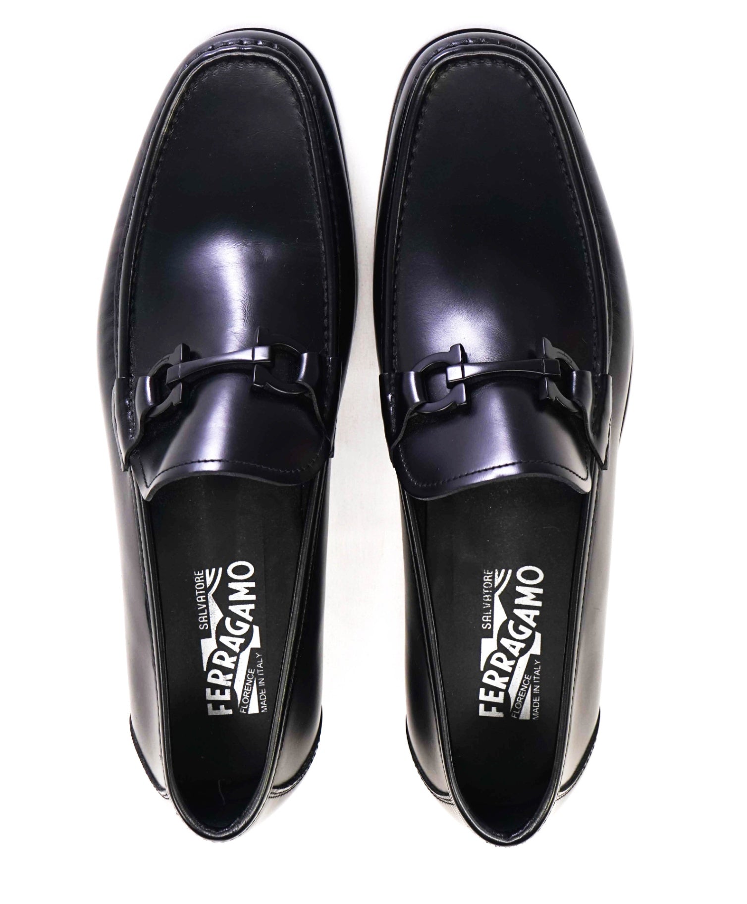 $850 Salvatore Ferragamo "GRANDIOSO" Black on Black Loafers 10.5 E