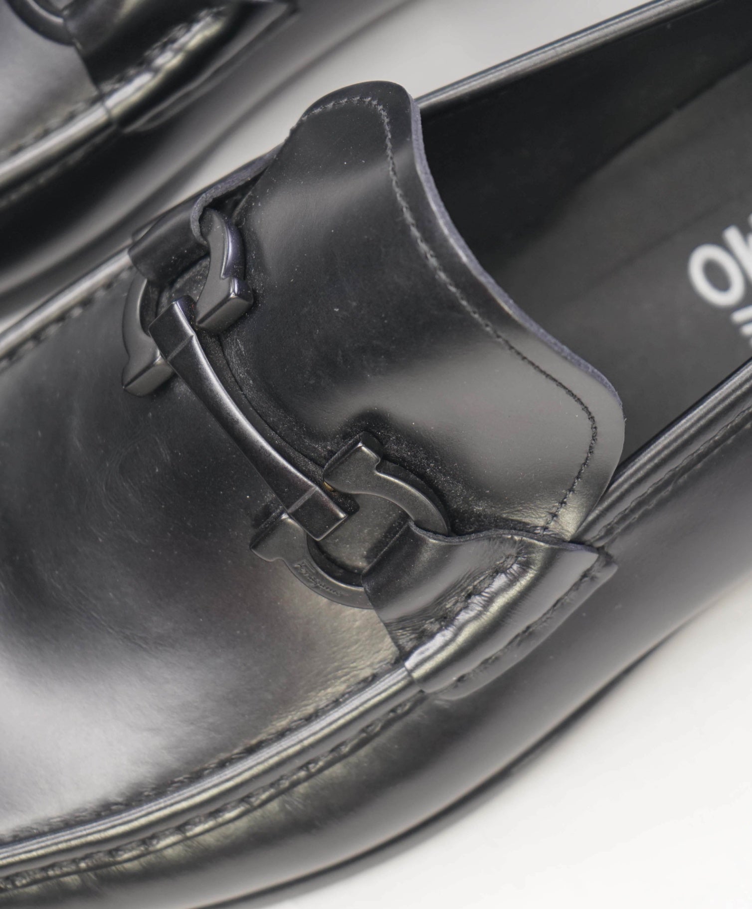 $850 Salvatore Ferragamo "GRANDIOSO" Black on Black Loafers 10.5 E