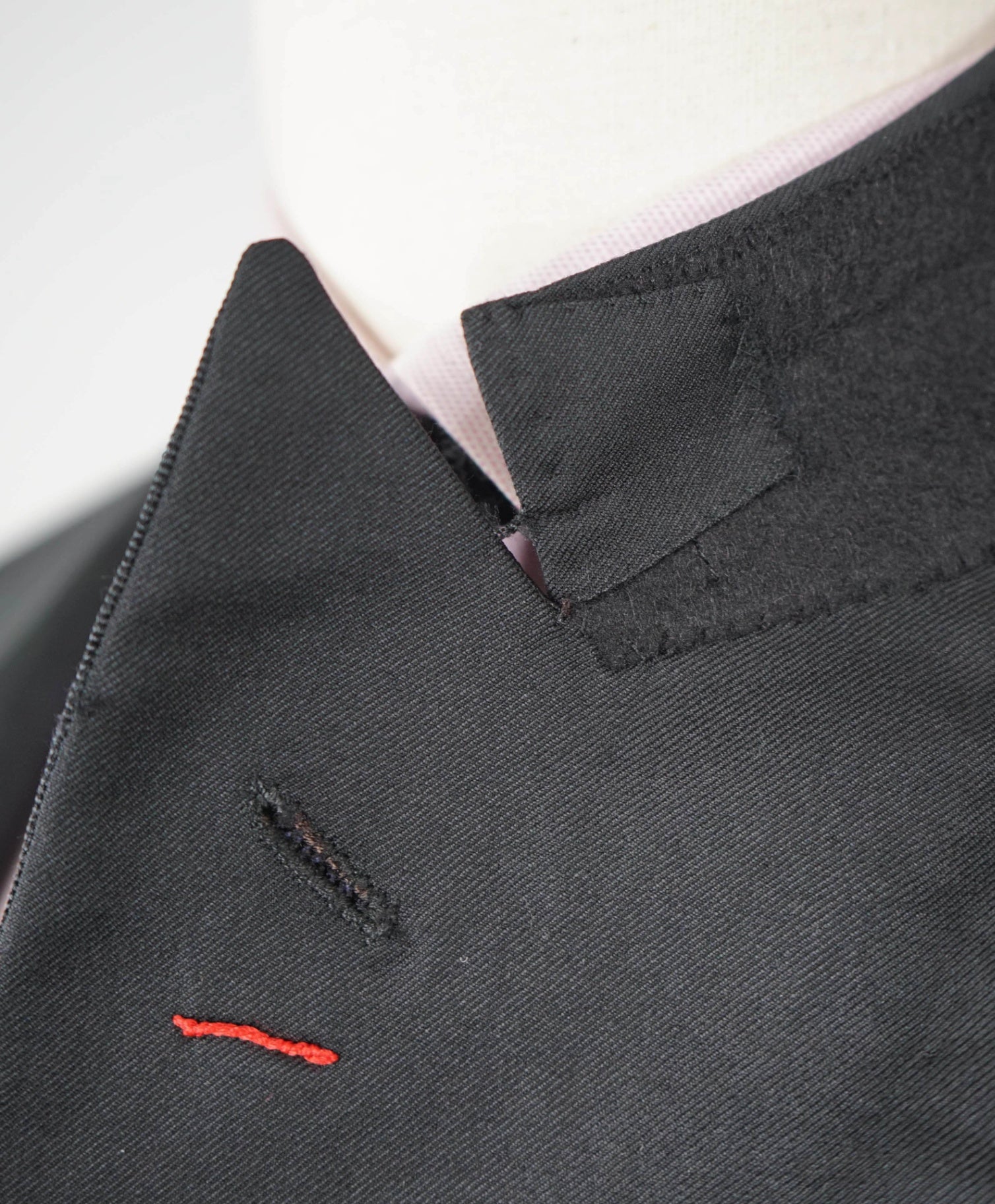 $3,000 ISAIA Solid Black Peak Lapel Tuxedo Dinner Jacket Blazer 48R
