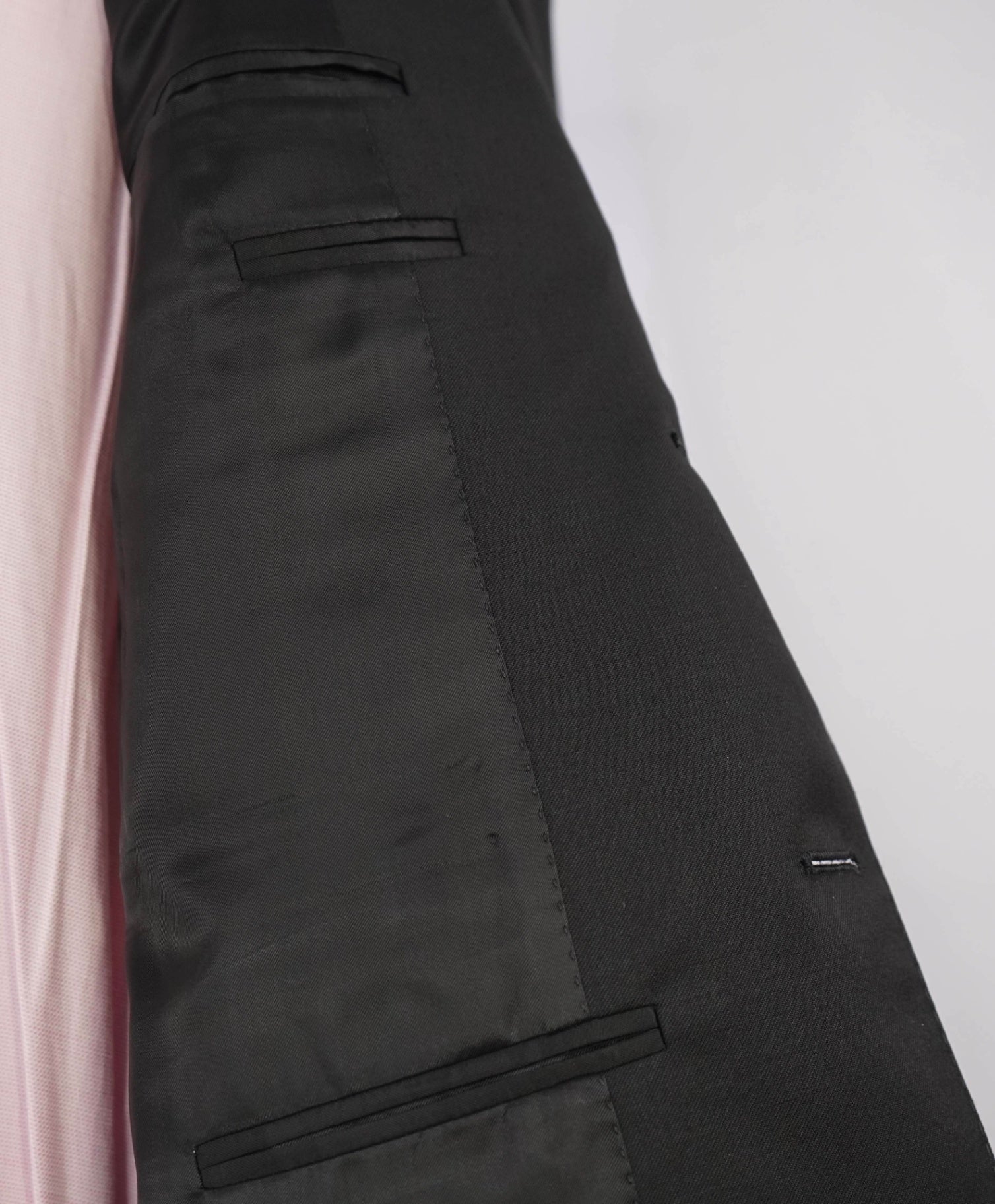 $1,895 CANALI Solid Black 2-Btn Notch Lapel Wool Suit 36S