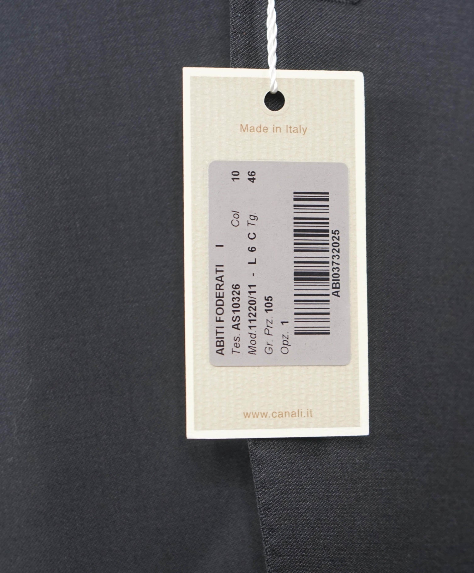 $1,895 CANALI Solid Black 2-Btn Notch Lapel Wool Suit 36S