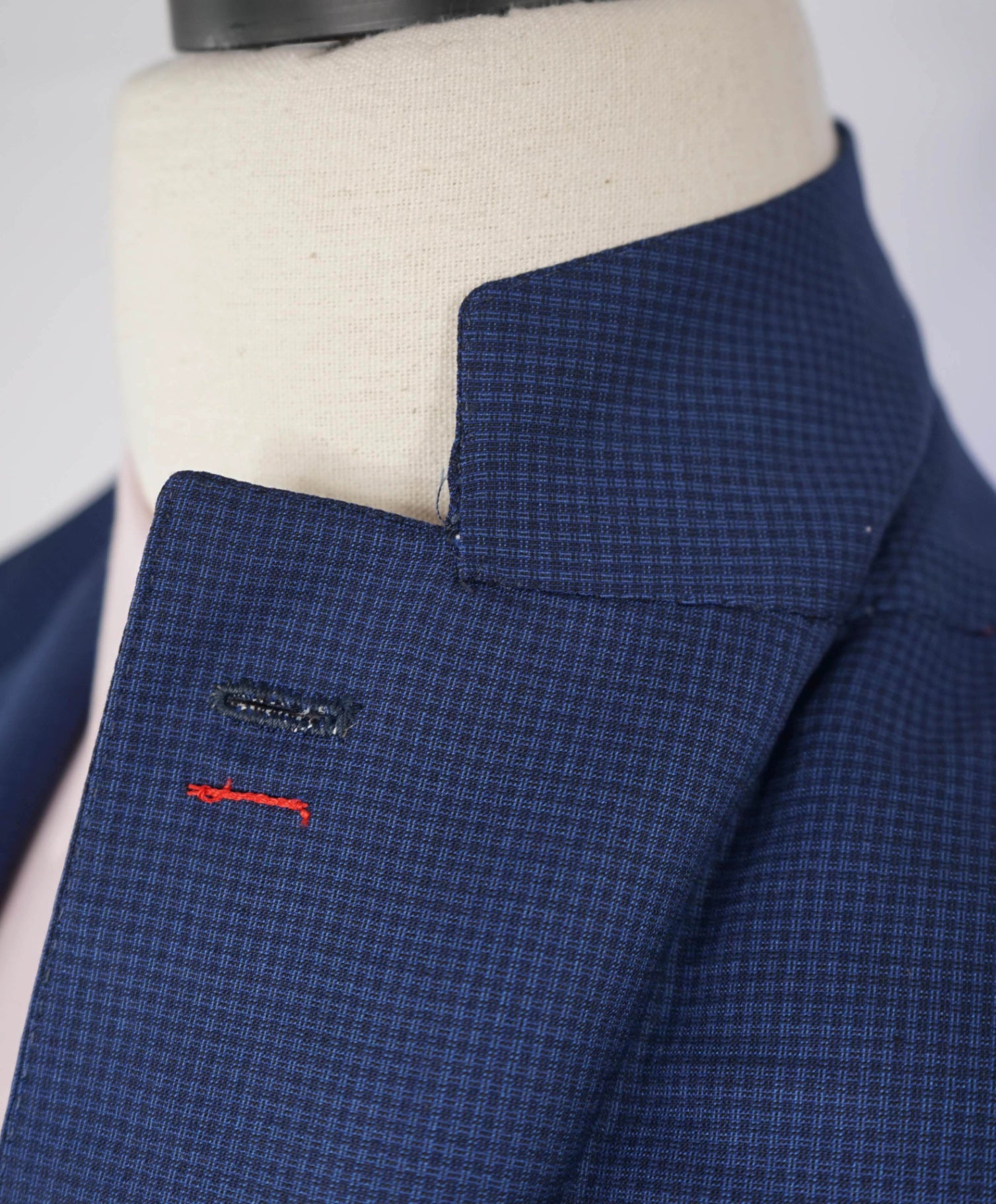 $3,995 ISAIA Navy Blue Check "Comfort Project" Wool/Silk Blazer 44R