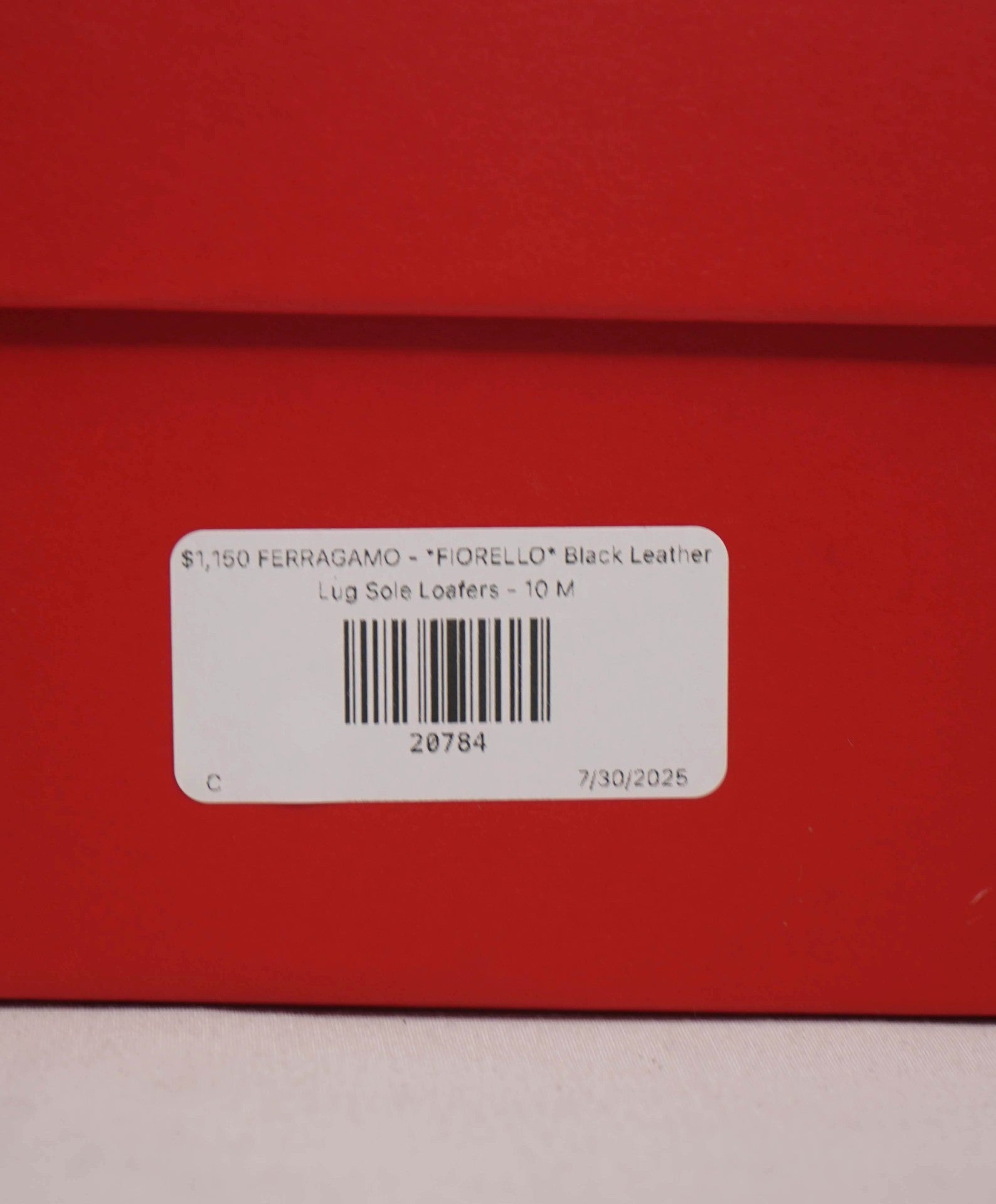 $1,150 FERRAGAMO - *FIORELLO* Black Leather Lug Sole Loafers - 10 M