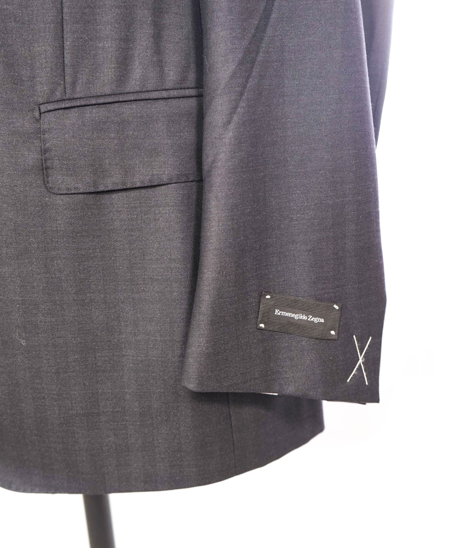 $3,290 ZEGNA-“HIGH PERFORMANCE” Gray Herringbone Blazer- 40R