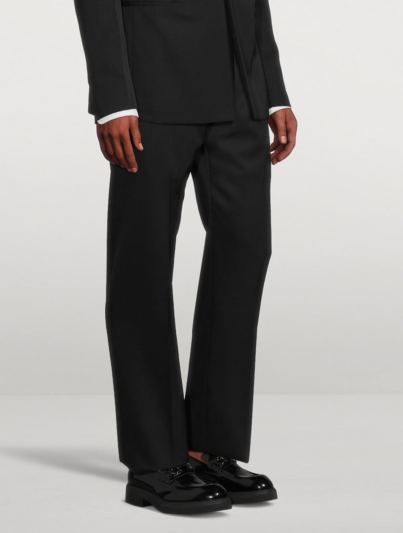 $1,150 FERRAGAMO - *FIORELLO* Black Leather Lug Sole Loafers - 10 M