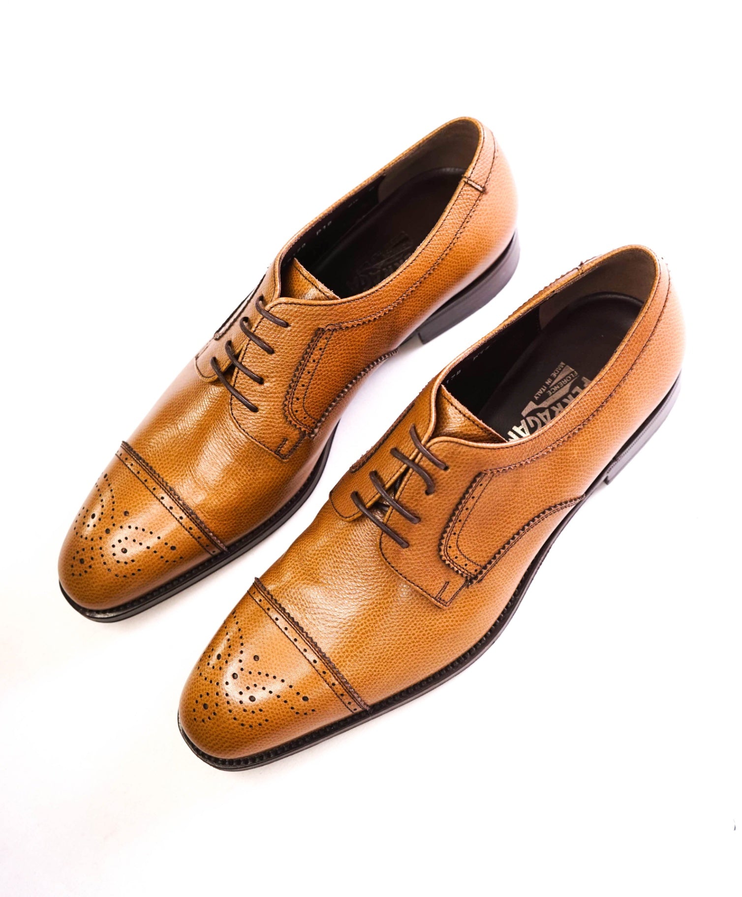 $850 FERRAGAMO Light Brown textured "MANTA" Oxfords 9.5 D