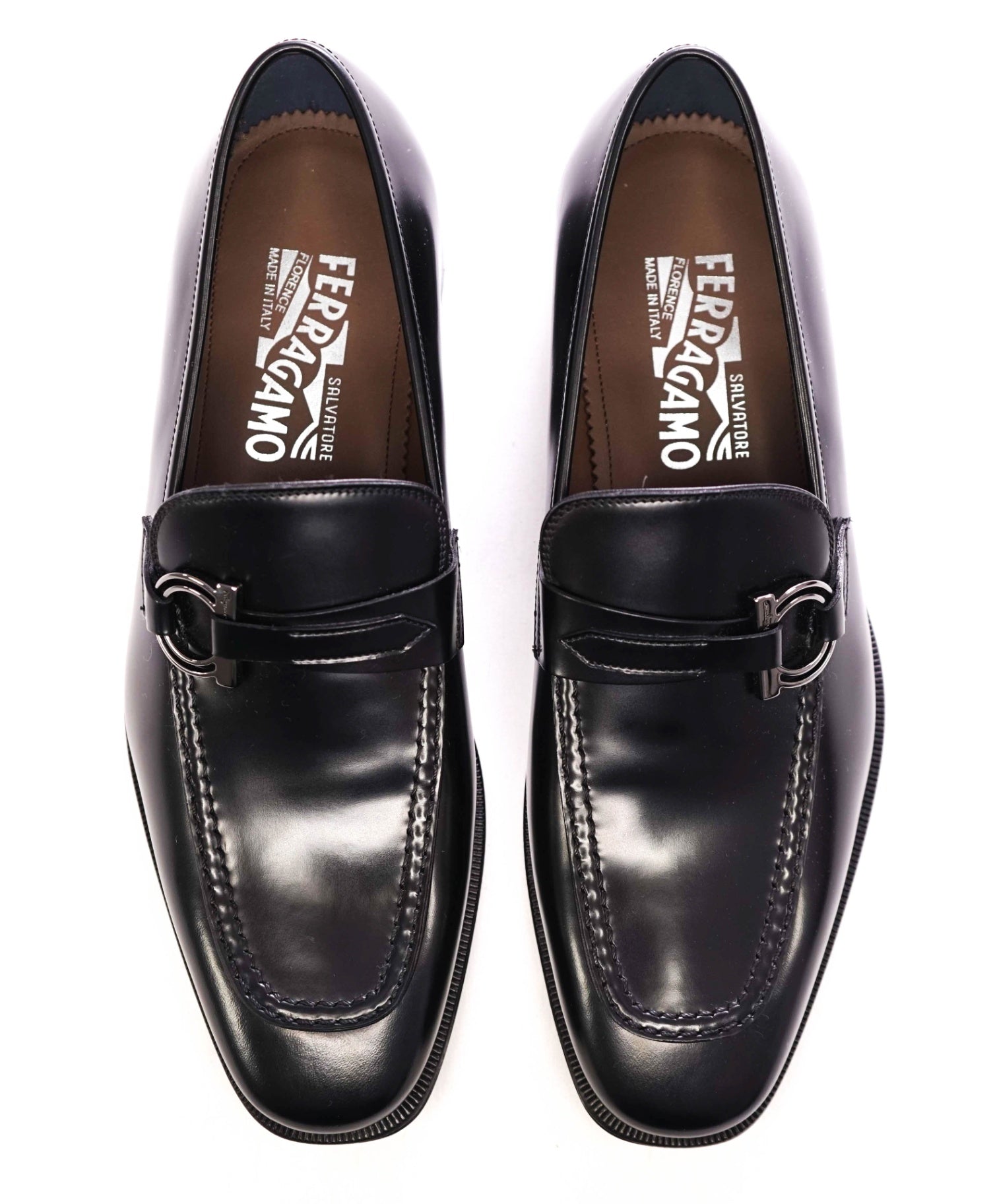 $950 FERRAGAMO - Black "ROLLY" Leather Loafers - 7.5 EE