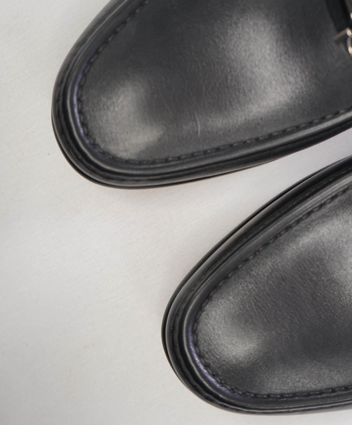 $850 FERRAGAMO - "Rafael" Black Leather Loafers - 10 EE