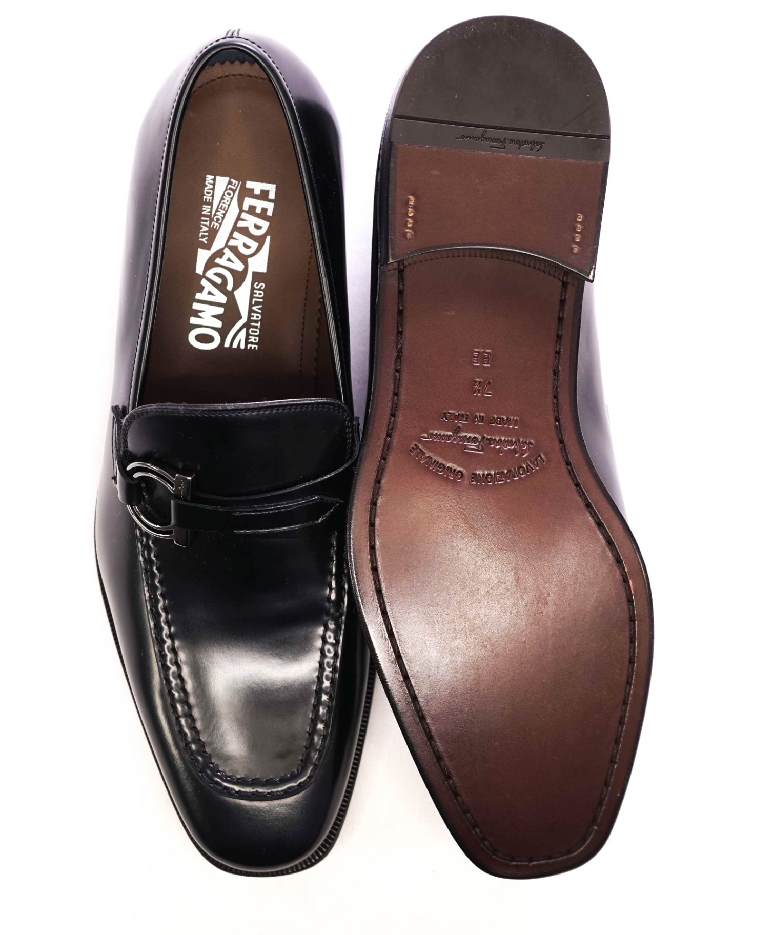 $950 FERRAGAMO - Black "ROLLY" Leather Loafers - 7.5 EE