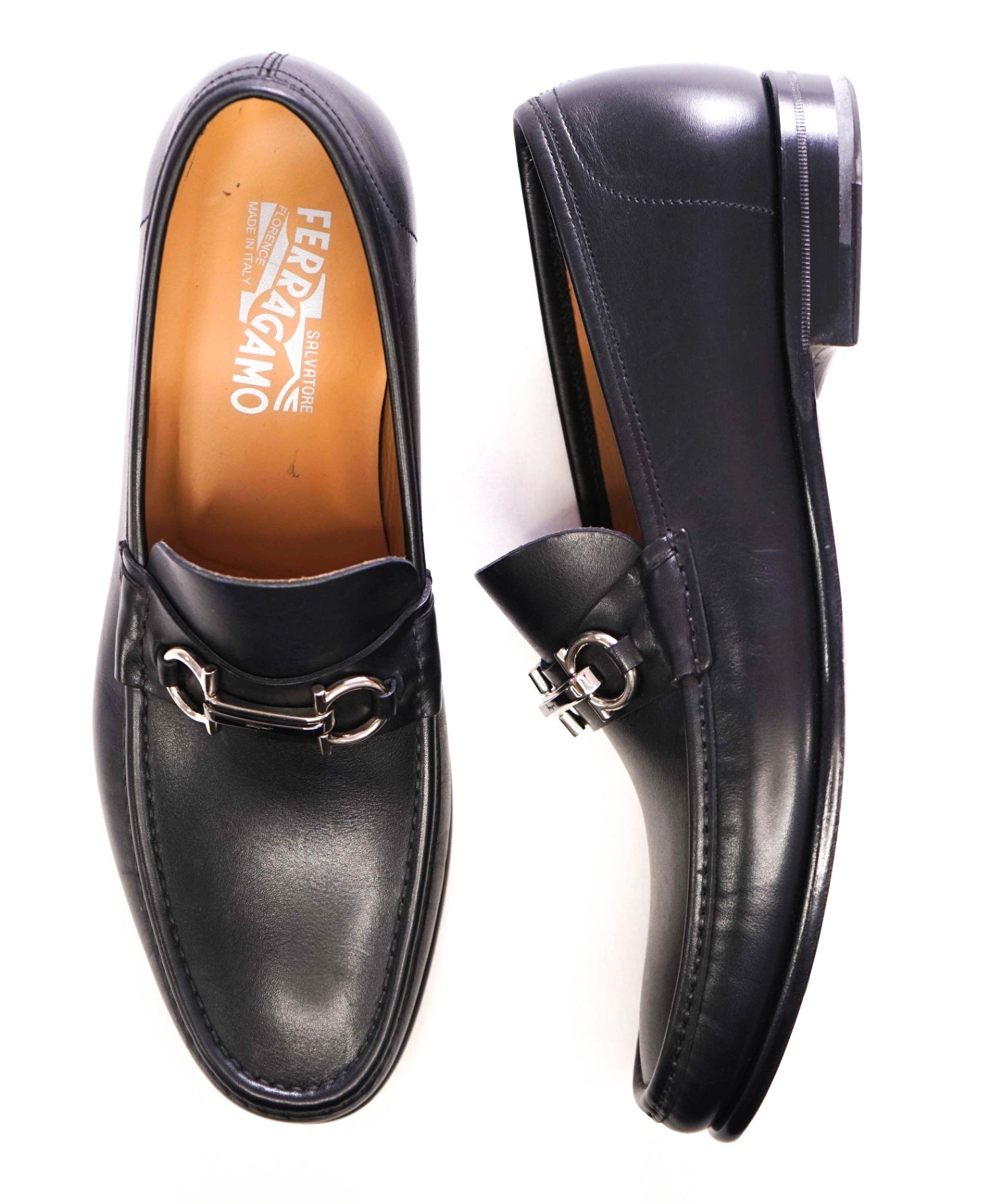 $850 FERRAGAMO - "Rafael" Black Leather Loafers - 10 EE