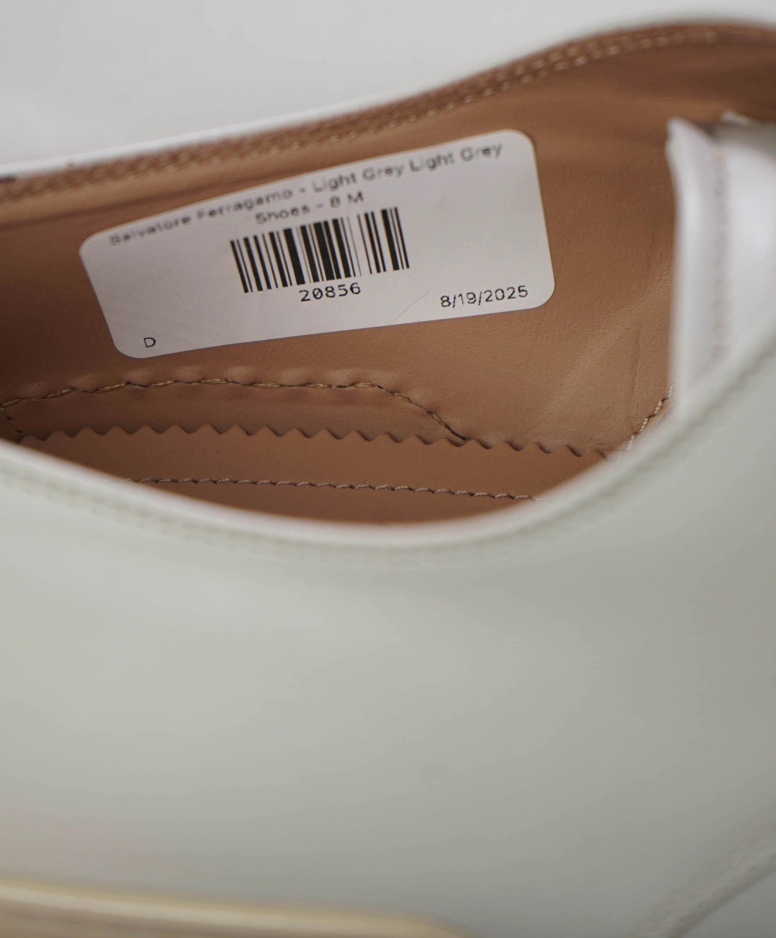 $1,050 FERRAGAMO - Light Gray/ Stone Ivory Derbies Shoes - 8 M