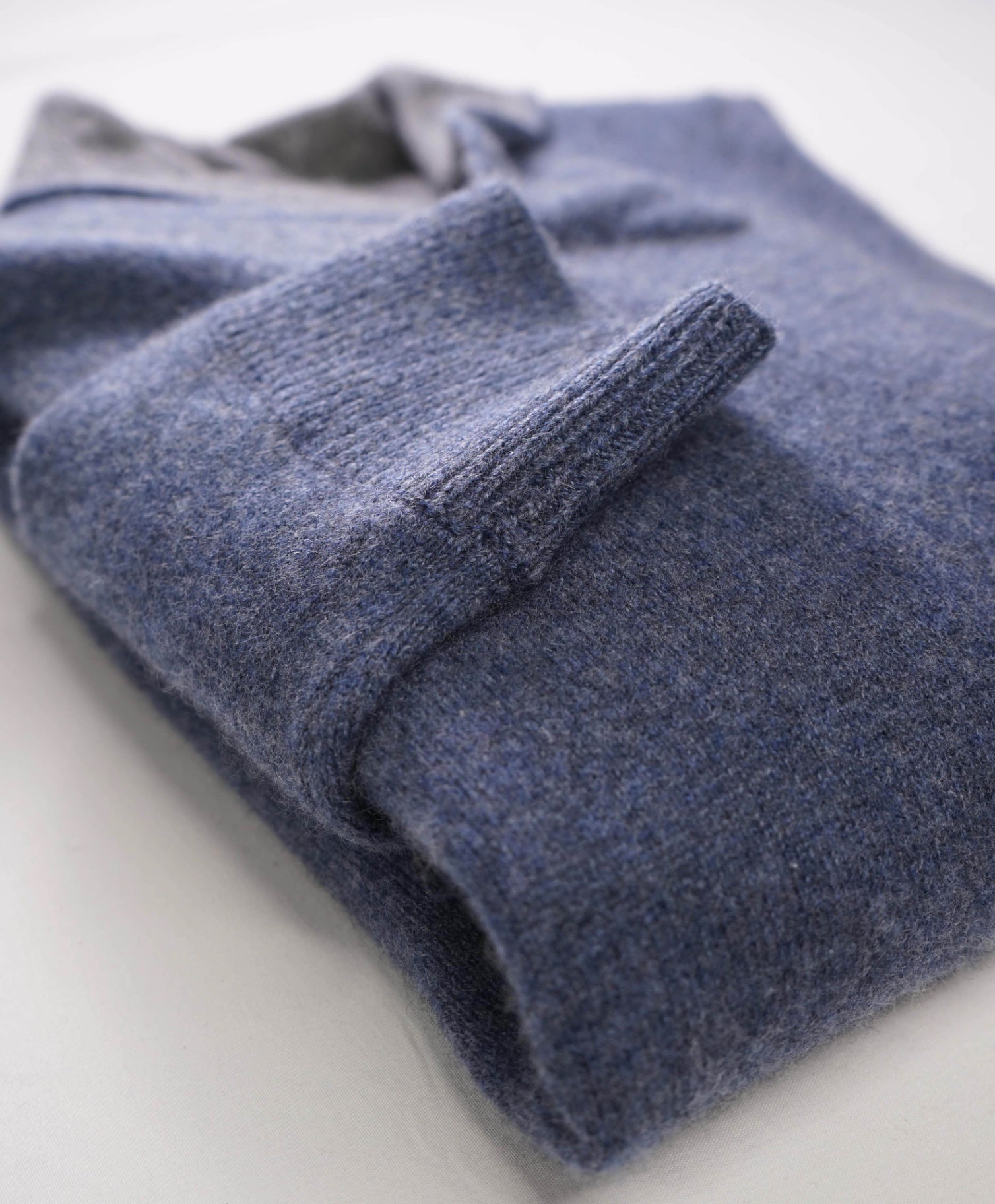 $395 SAKS FIFTH AVENUE Blue/Gray Cashmere Shawl Collar Sweater L