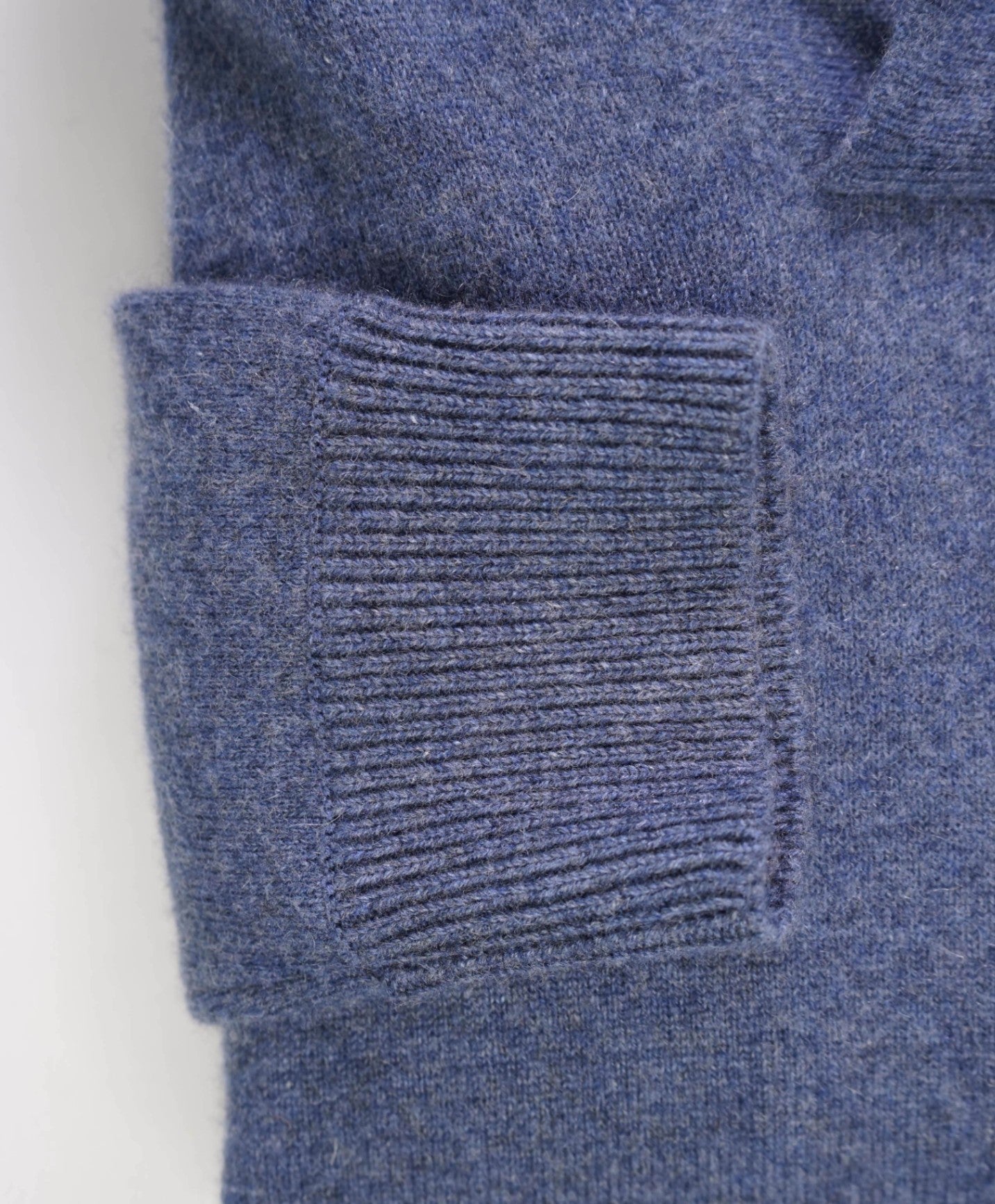 $395 SAKS FIFTH AVENUE Blue/Gray Cashmere Shawl Collar Sweater L
