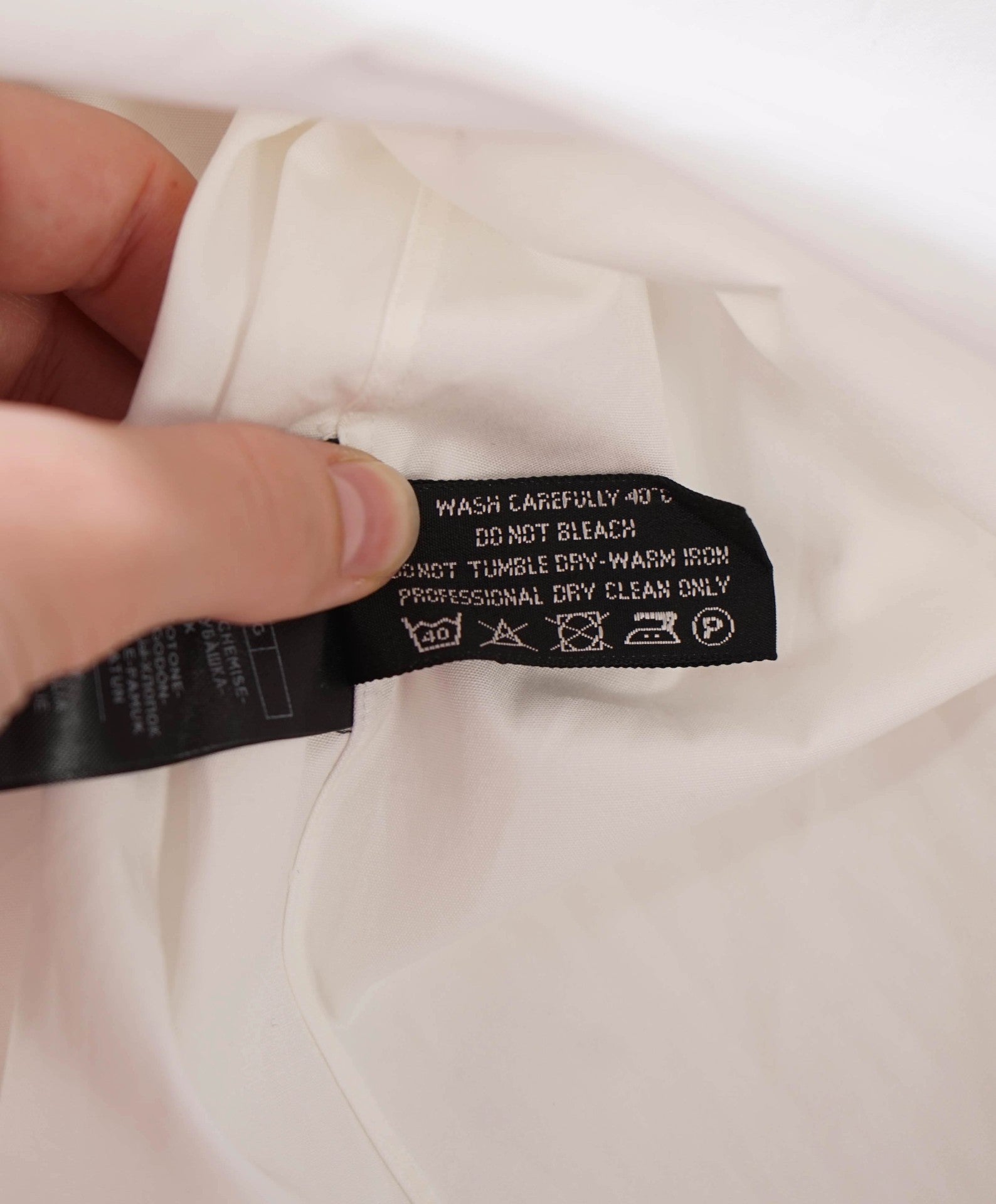 $990 Tom Ford - White pleated Tuxedo Cotton Shirt - 46/18