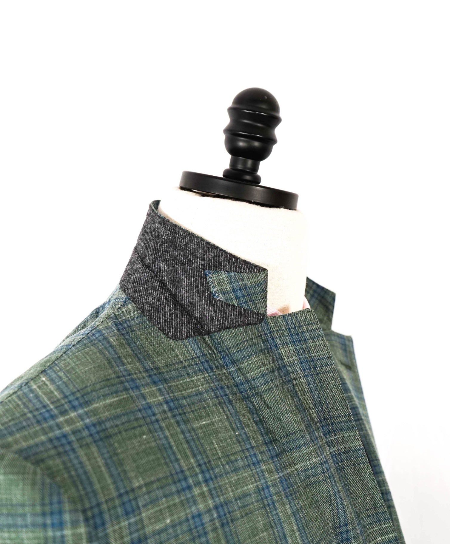 $2,395 ZEGNA - Green/Blue Plaid Wool/Silk/Linen Blazer - 42R