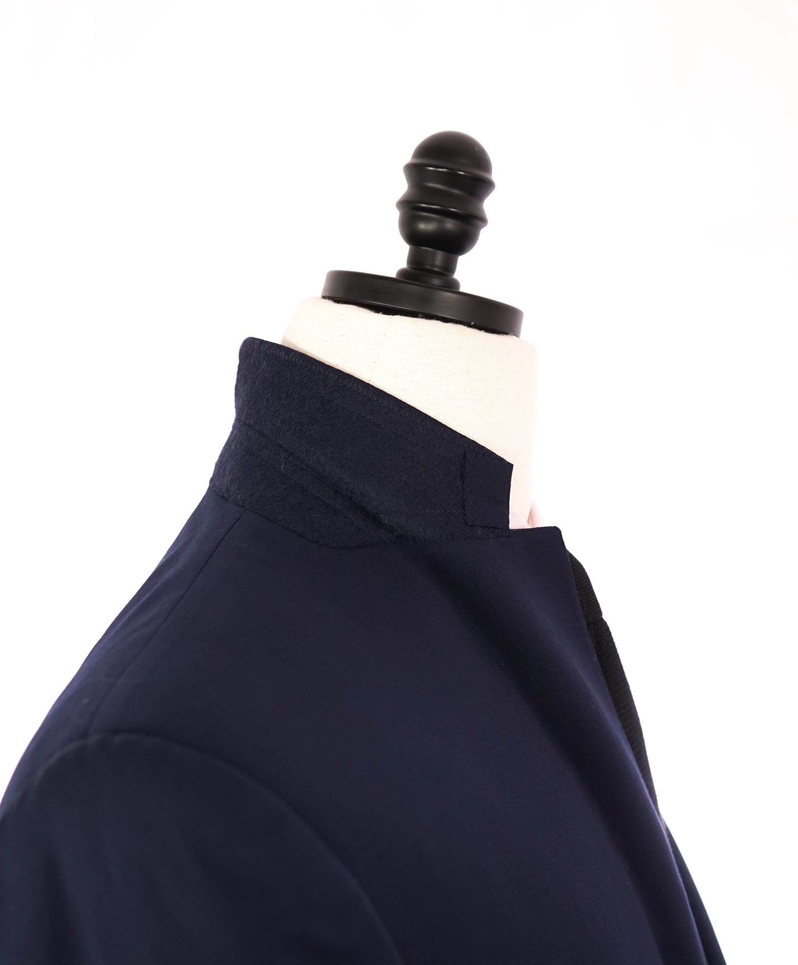 $2,395 Ralph Lauren Purple Label - Solid Navy Blue Wool Blazer - 42L
