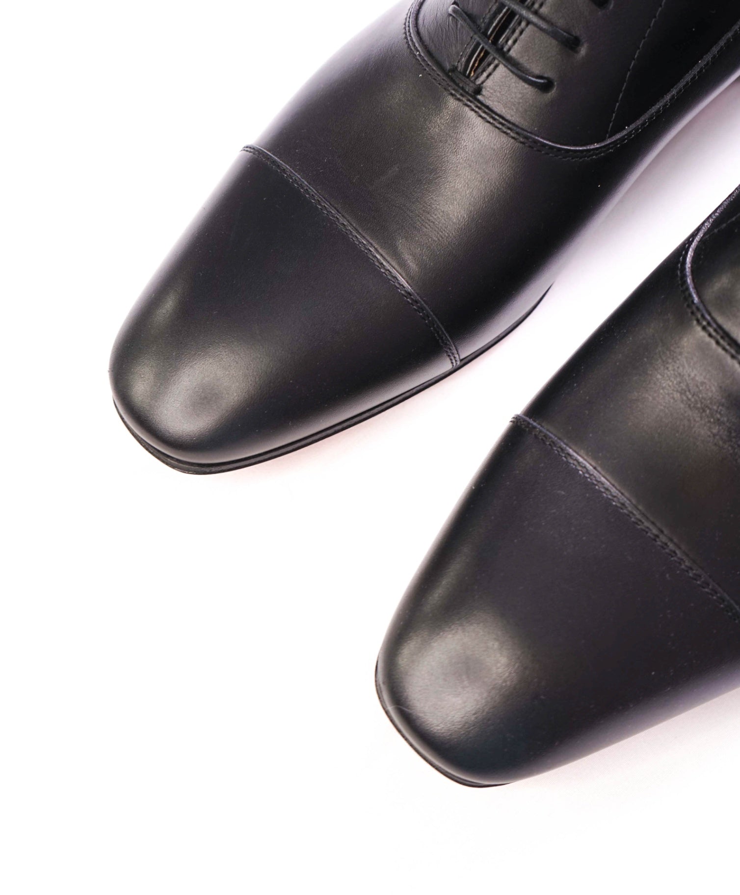 $1,050 Christian Louboutin - GREGGO Black Oxfords - US 7 (40EU)