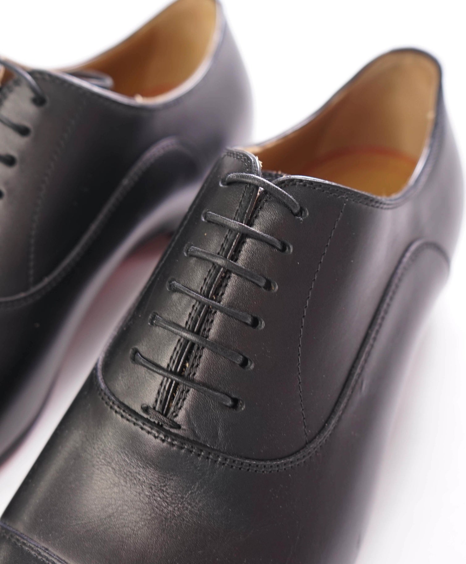 $1,050 Christian Louboutin - GREGGO Black Oxfords - US 7 (40EU)