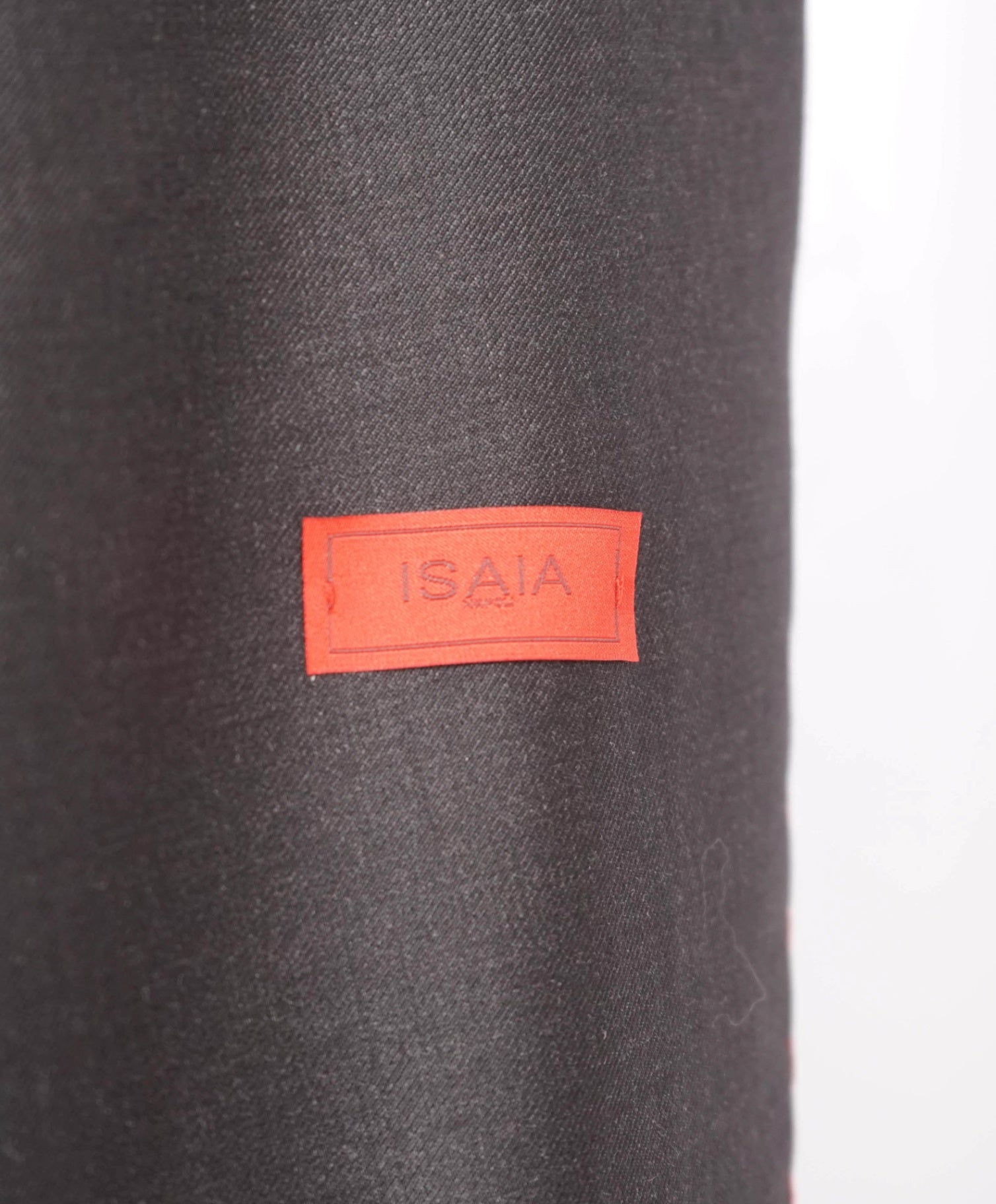 $3,995 ISAIA - Gray "AQUASPIDER" *CLOSET STAPLE* Coral Pin Suit -40R