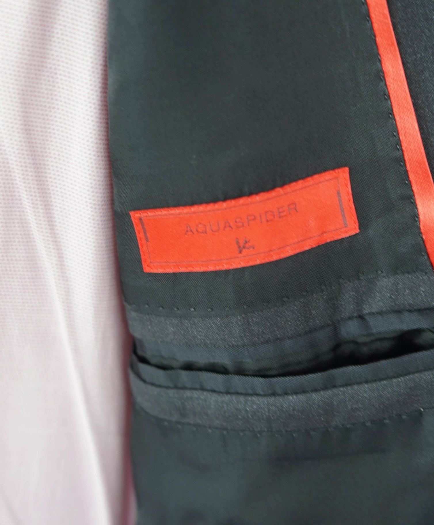 $3,995 ISAIA - Gray "AQUASPIDER" *CLOSET STAPLE* Coral Pin Suit -40R