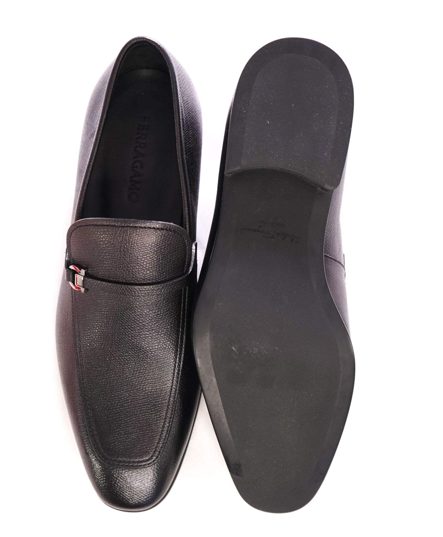 $950 FERRAGAMO - Black Pebbled "CHARME" Loafers Leather - 8.5 3E