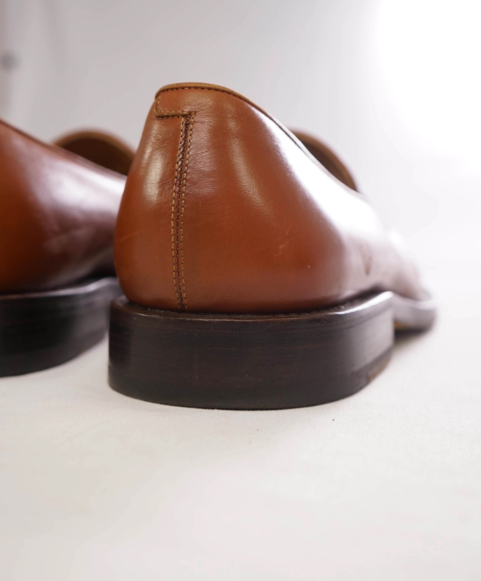 $1,190 FERRAGAMO - "TRAMEZZA" Brown Leather Loafers - 10 EE