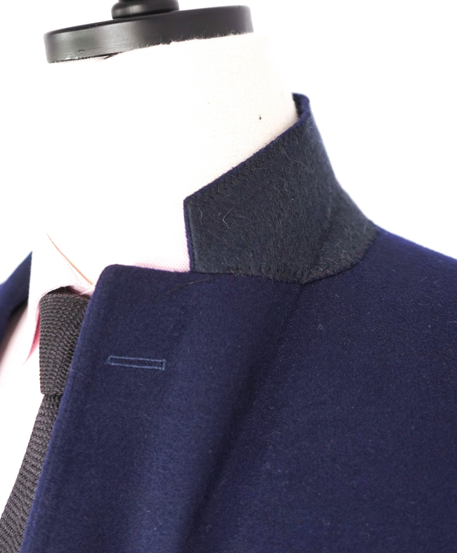 $1,298 SAKS 5TH AVE / LORO PIANA- 100% Cashmere Navy Blazer- 46R