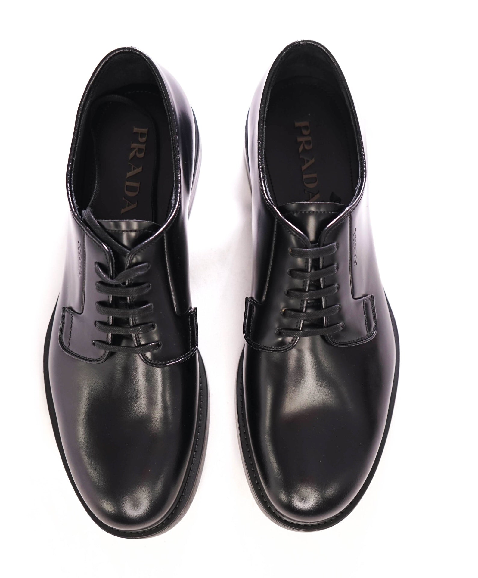 $1,150 PRADA - Black Brushed Leather Derby Lace-Ups - US 9 (UK8)