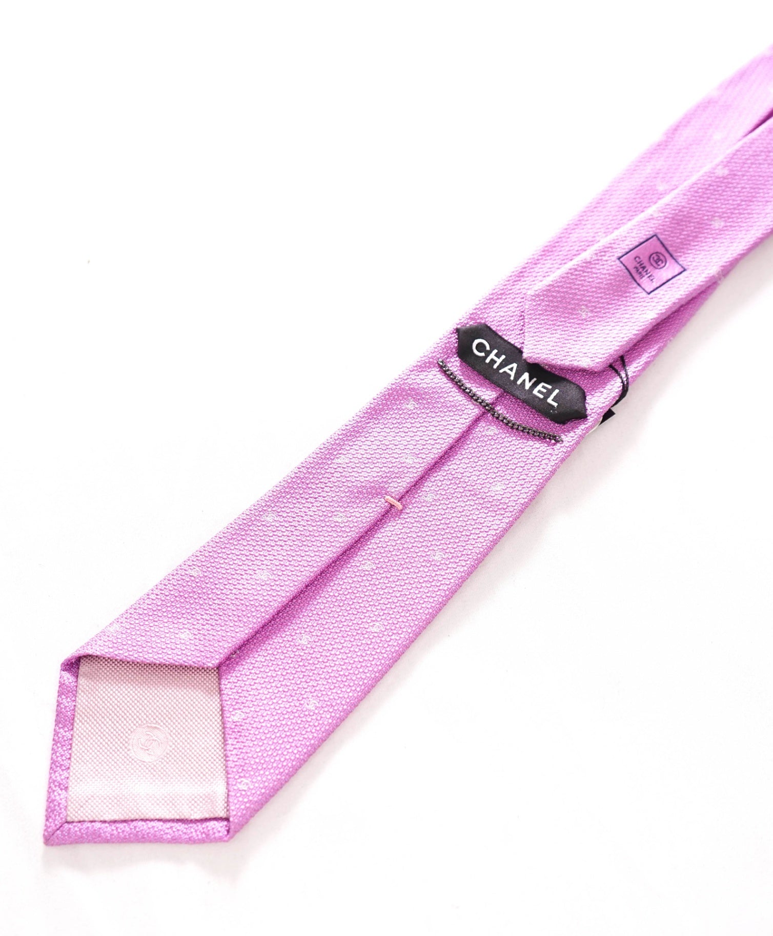 $425 CHANEL - Textured Pink CC Logo Tie Silk - 3.25"