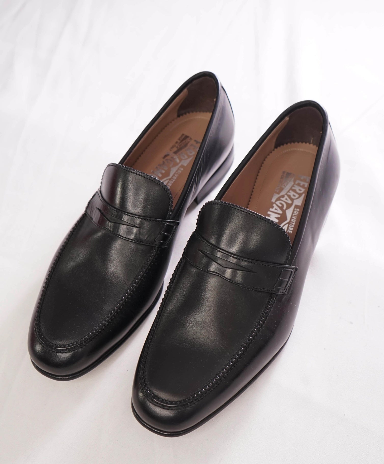 $850 SALVATORE FERRAGAMO - Black "LORD" Leather Loafers - 8 3E