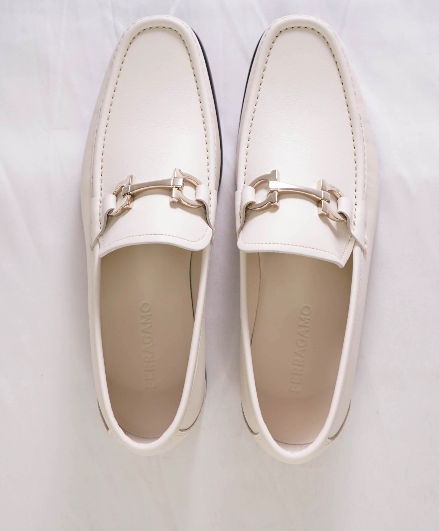 $850 FERRAGAMO - White "GRANDIOSO" Loafers Leather - 9.5 E