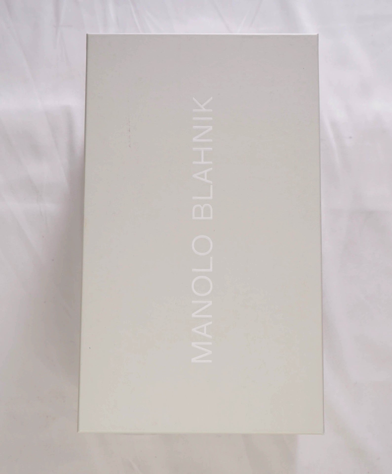 $995 MANOLO BLAHNIK - *WITNEY* Gray Oxfords Suede - 9US (8UK)