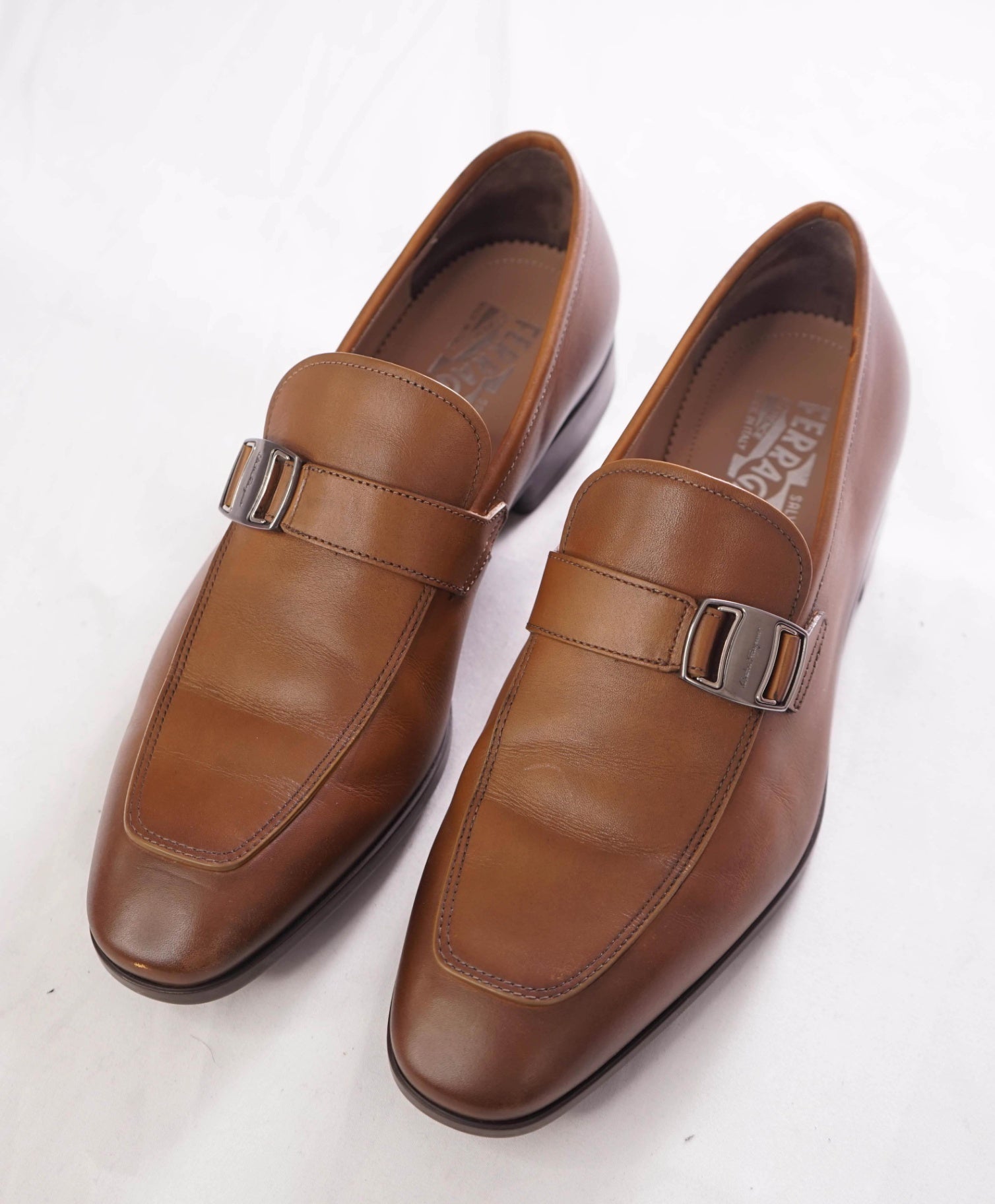 $780 SALVATORE FERRAGAMO - Leather Brown "BENSON" Loafers - 8 E