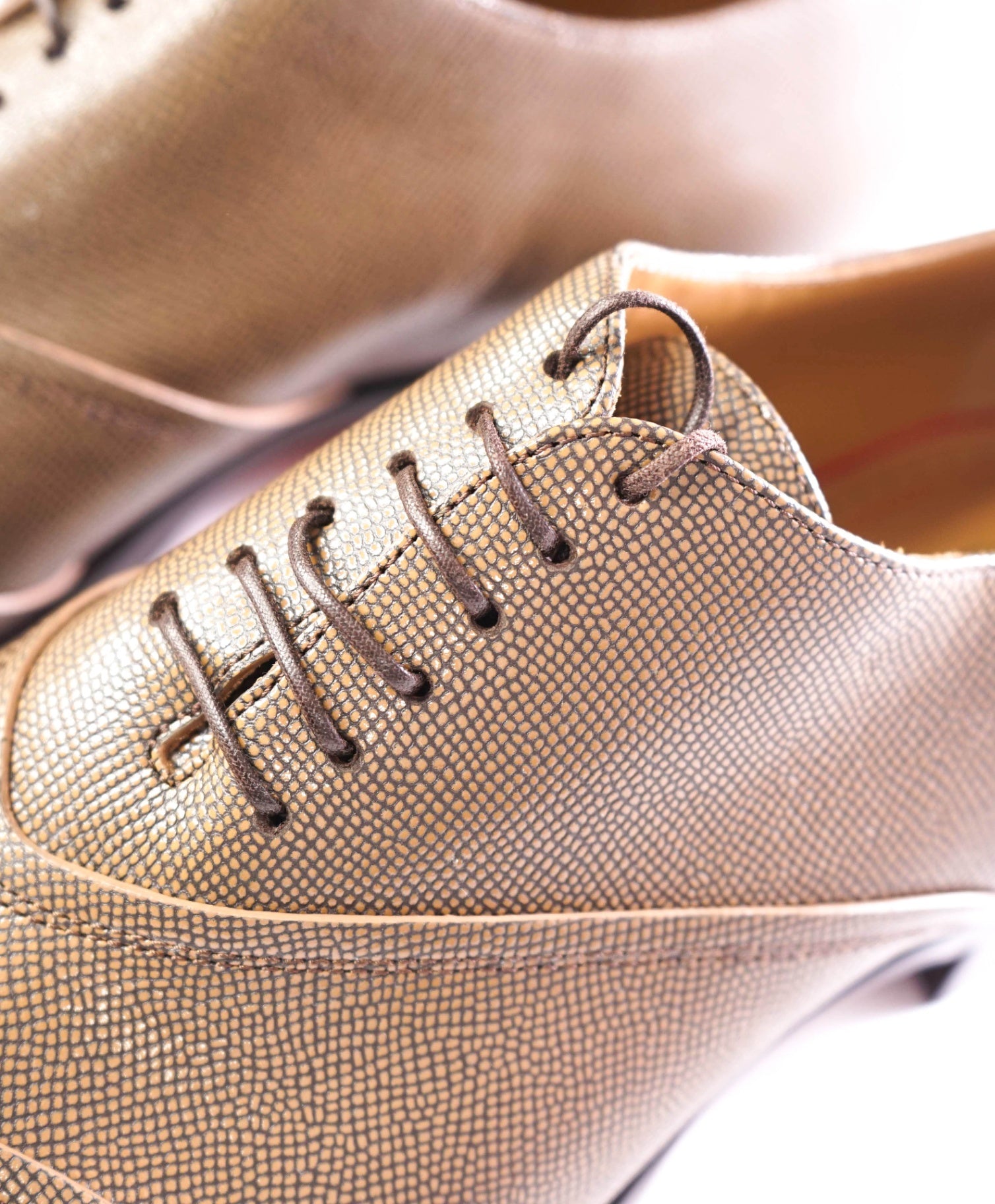 $1,145 CHRISTIAN LOUBOUTIN - BOABI Brown Oxfords - US 13 (46EU)