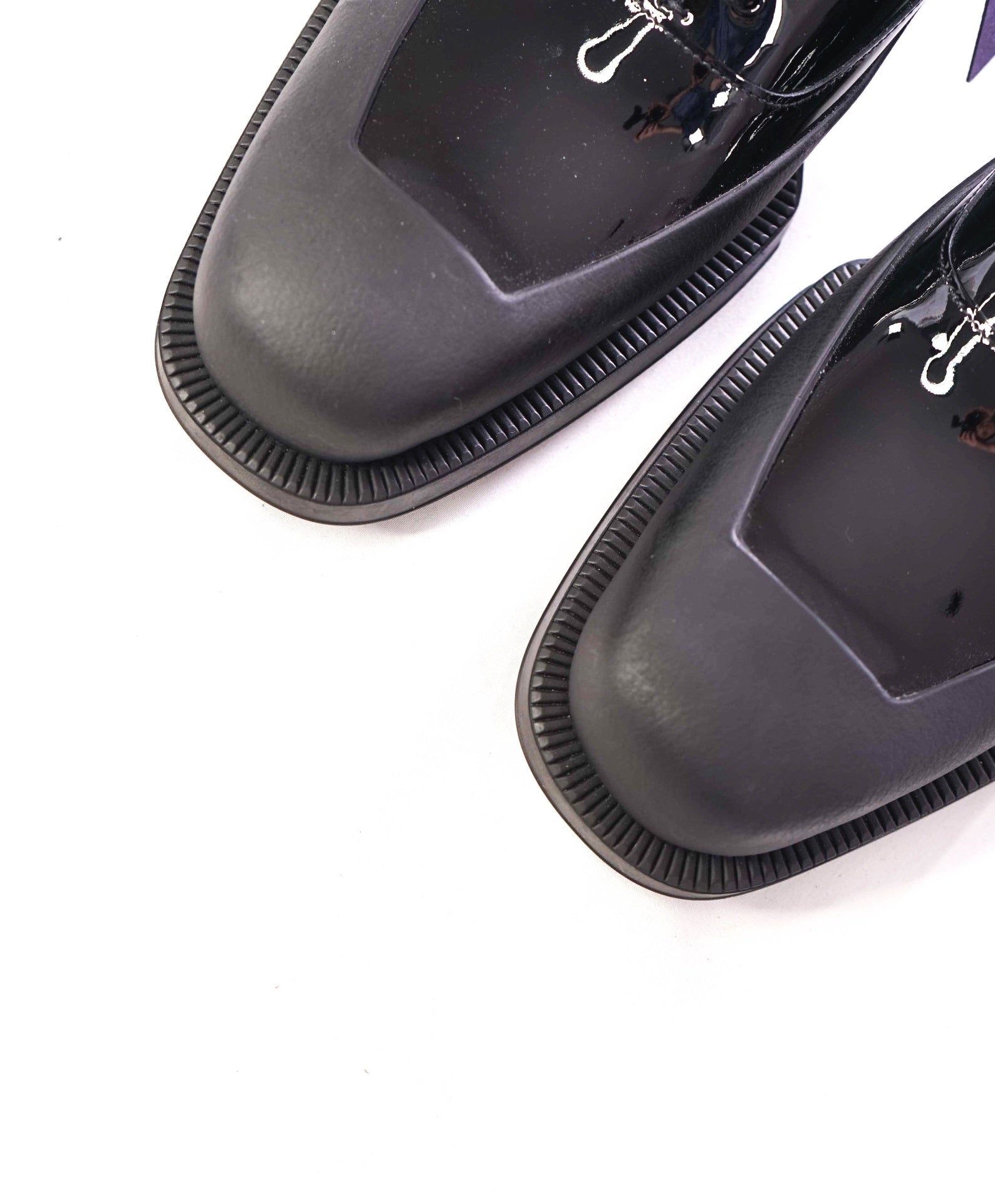 $1,320 PRADA - Black Leather Mixed-Media Lug Sole Oxfords - US 9 (UK8)