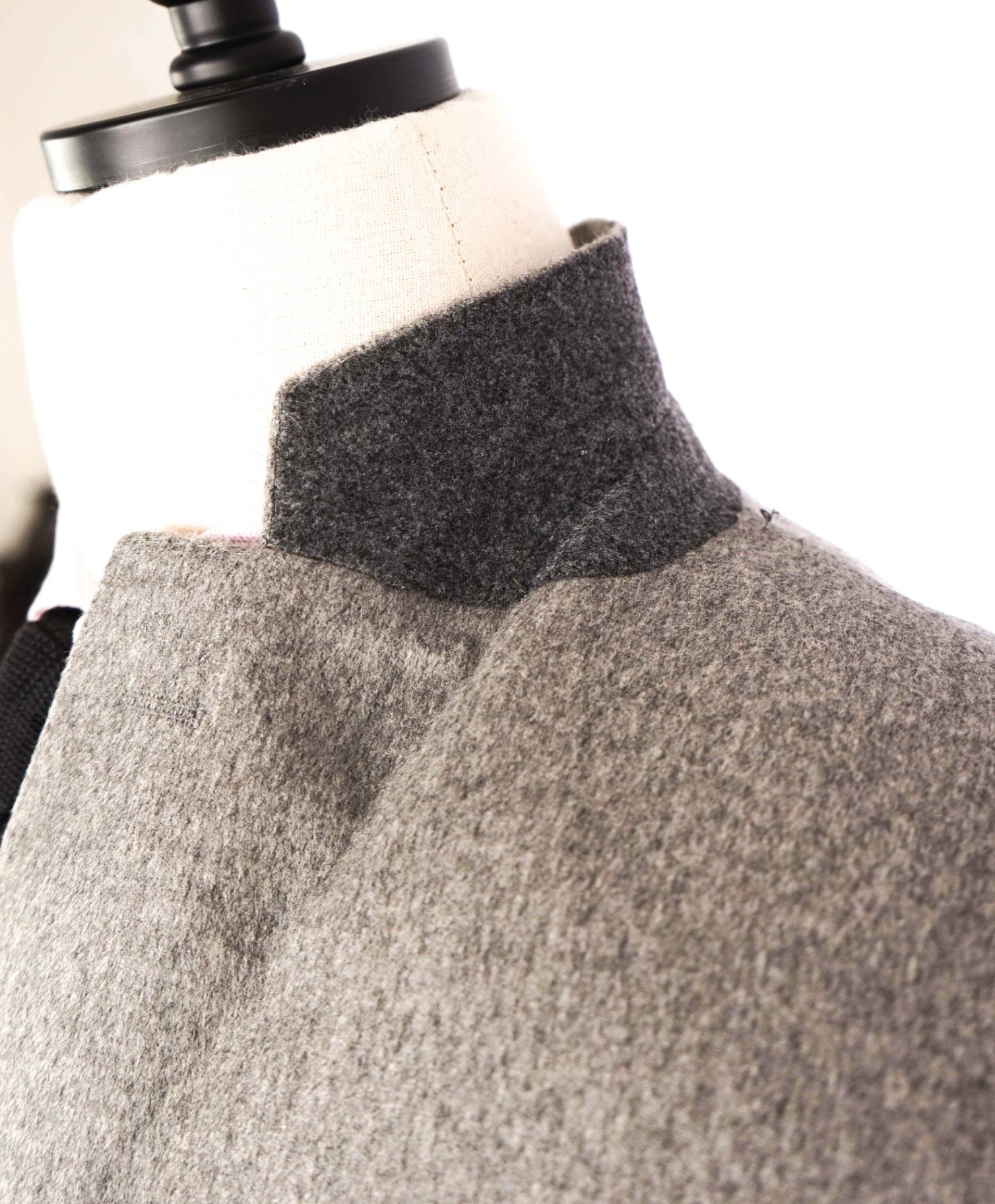 Saks Fifth Avenue Solid Grey Cashmere Blazer 48L
