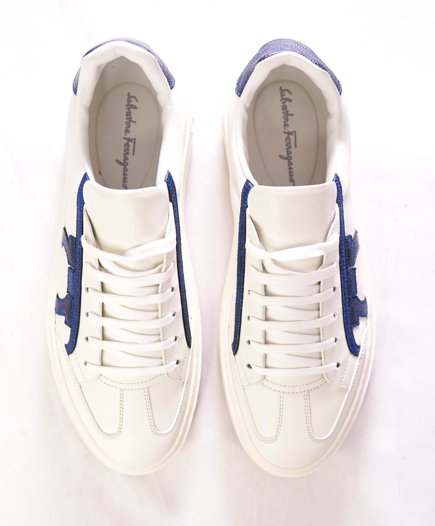 $795 SALVATORE FERRAGAMO - *BORG 5* Gancini Sneaker - 10 M