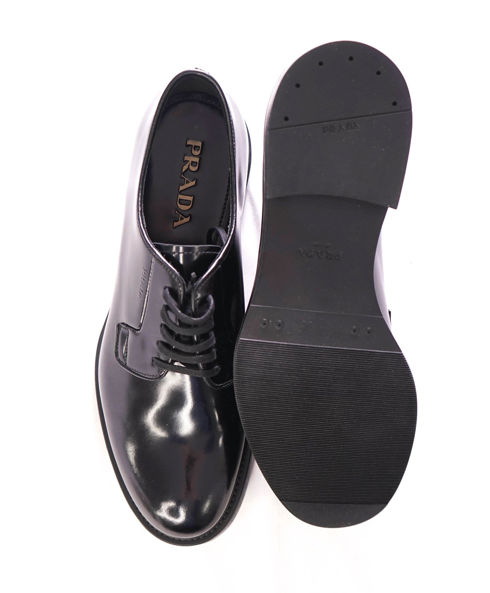 $1,150 PRADA - Black Brushed Polished Leather Derby Lace-Ups - 9 US (8 Prada)