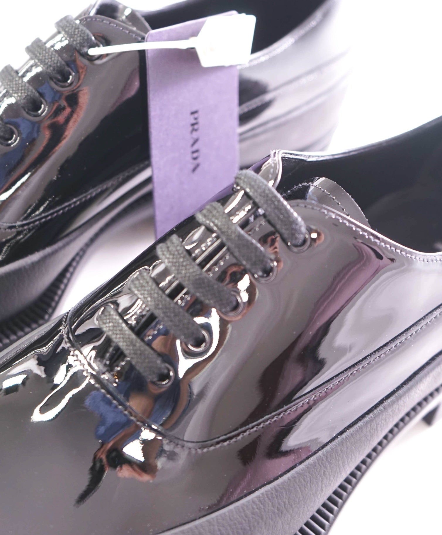 $1,320 PRADA - Black Leather Mixed-Media Lug Sole Oxfords - US 9 (UK8)