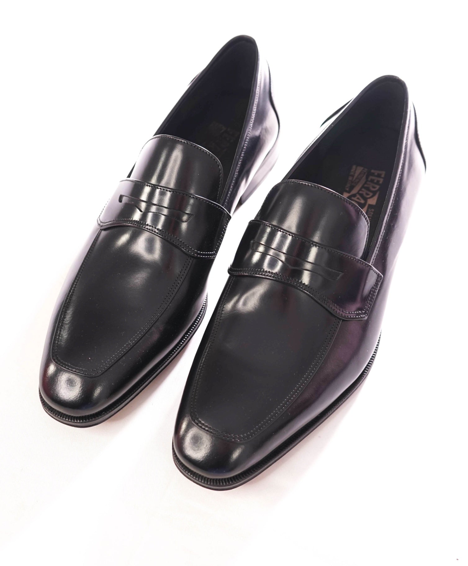 $850 FERRAGAMO - Leather Black "LIONEL" Penny Loafers - 8 3E